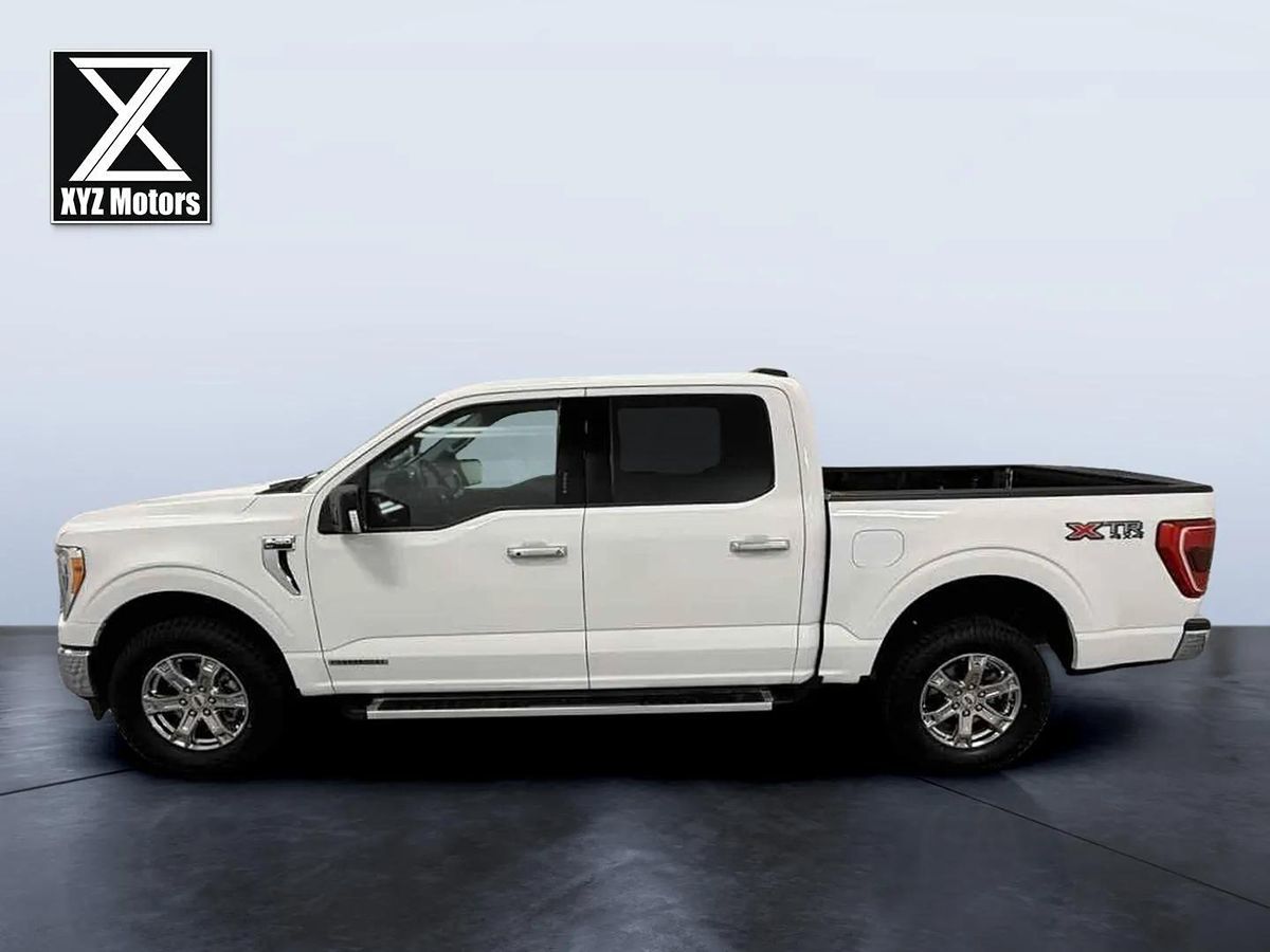 2023 Ford F-150 XLT photo 3