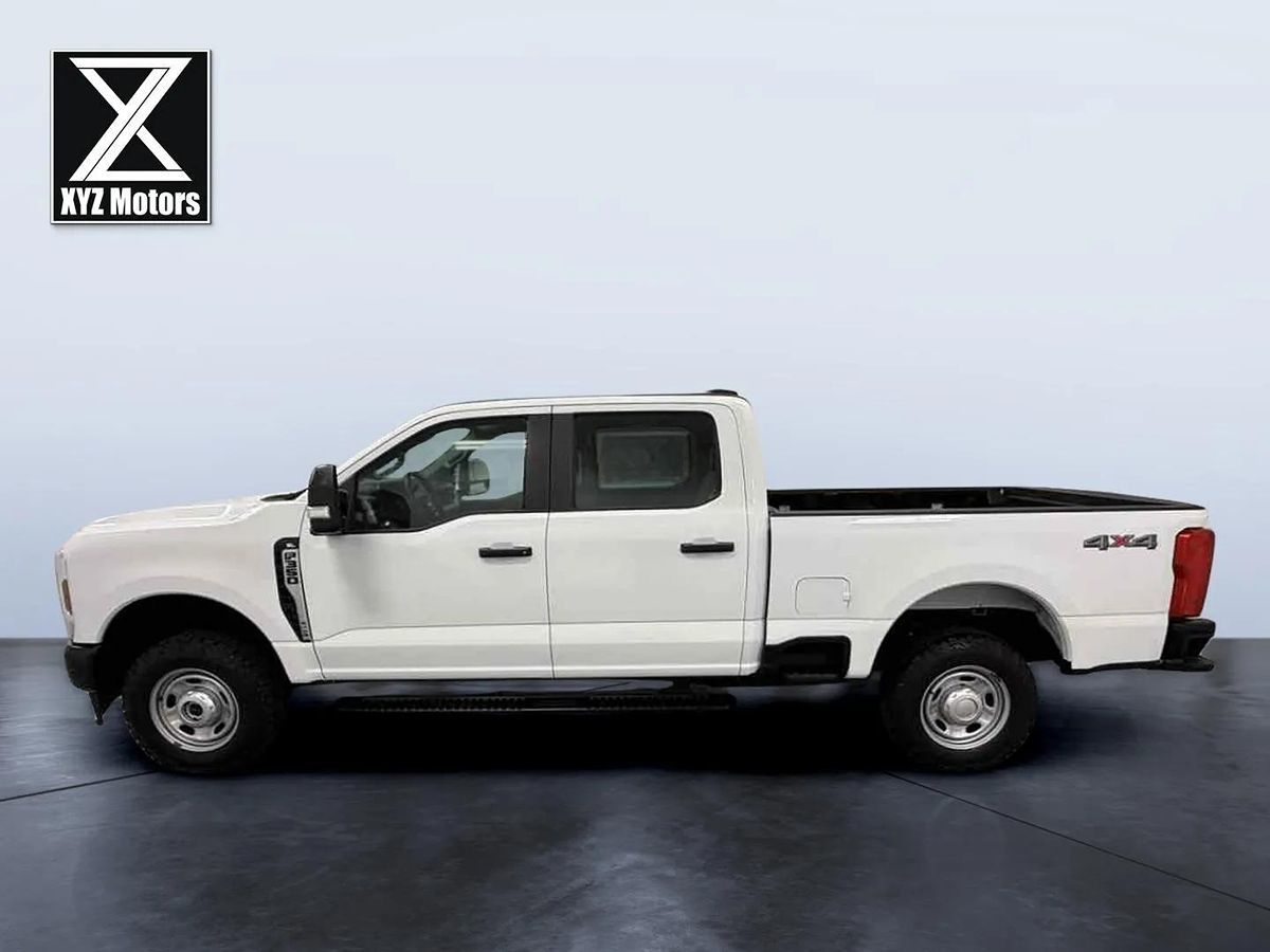 2024 Ford F-350 XL photo 3