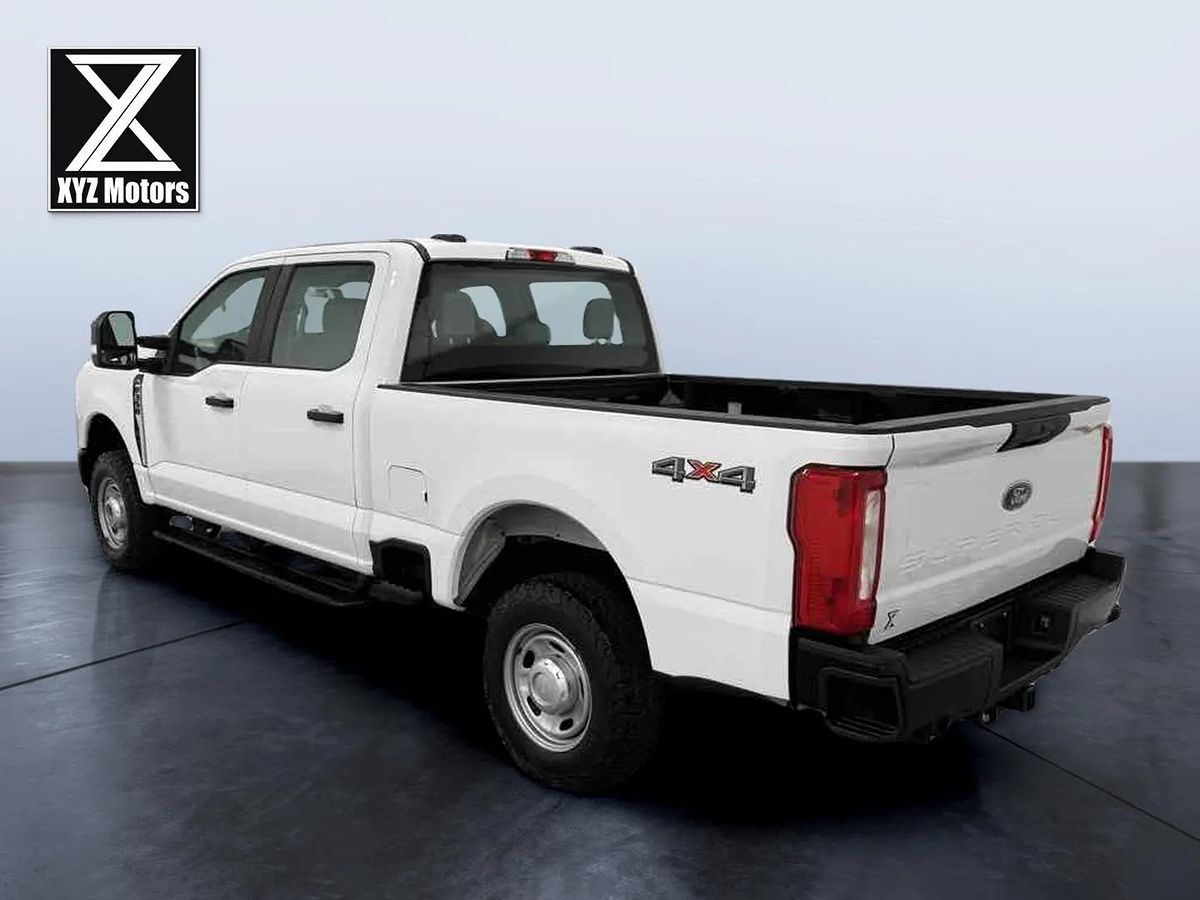 2024 Ford F-350 XL photo 4