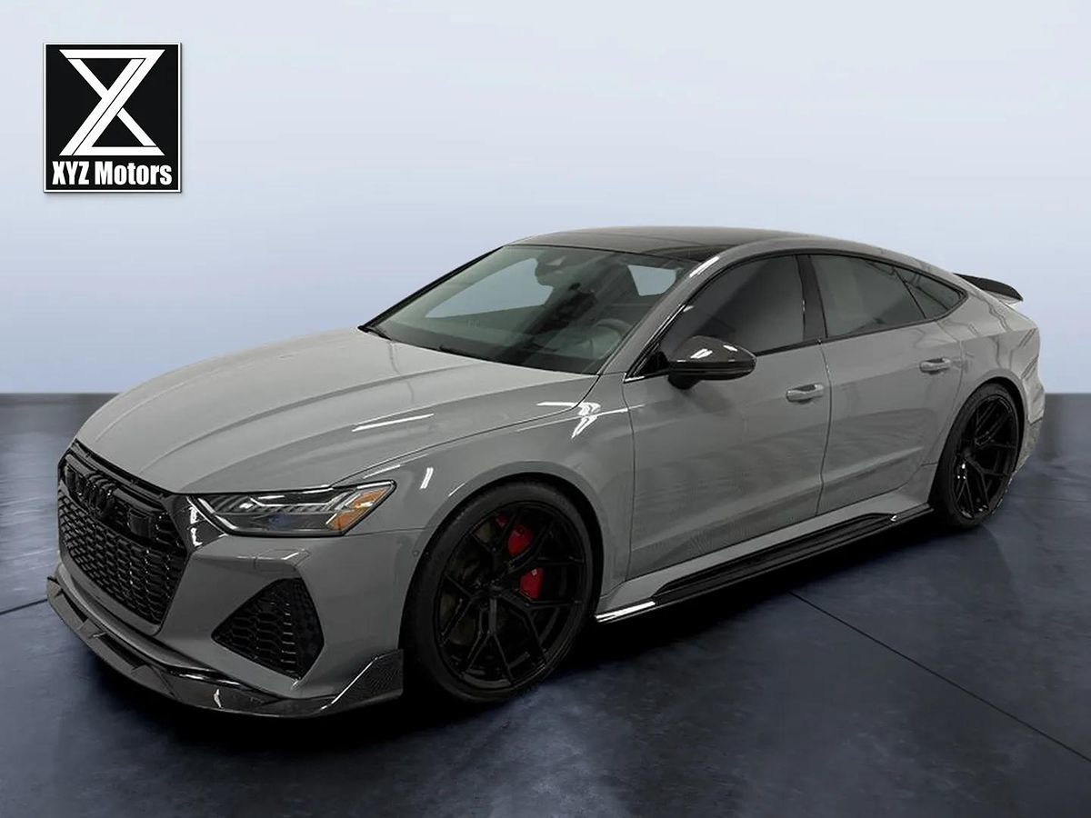 2021 Audi RS 7's photo