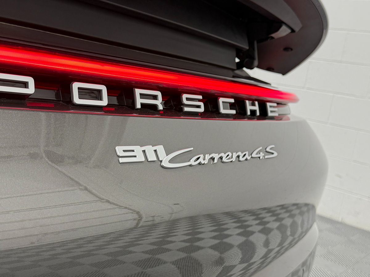 2024 Porsche 911 GTS - Photo 11
