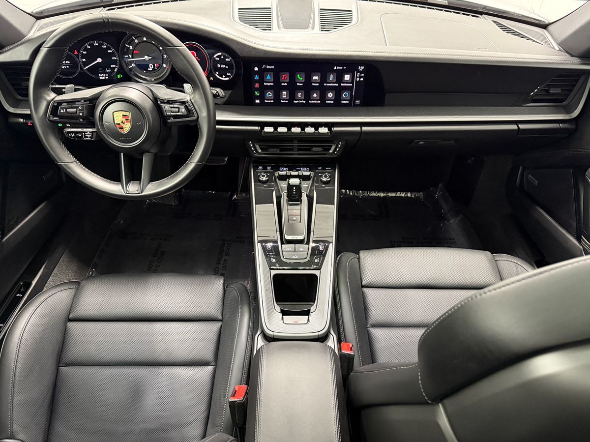 2024 Porsche 911 GTS - Photo 17