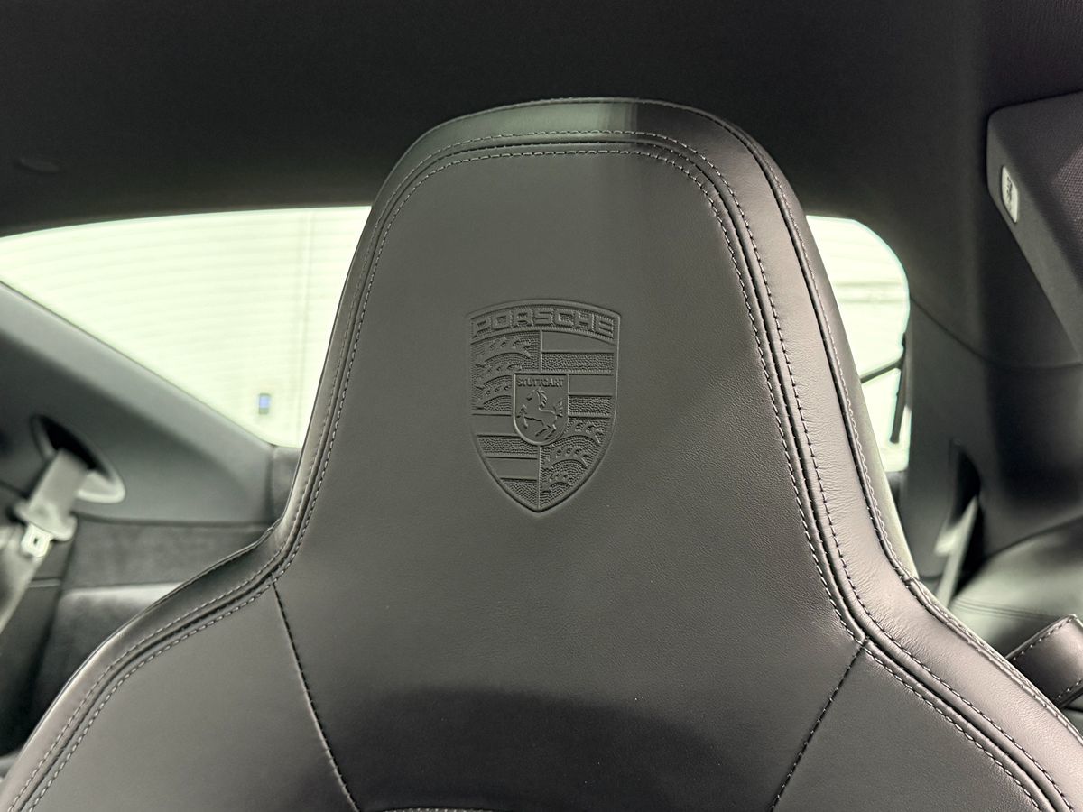 2024 Porsche 911 GTS - Photo 16