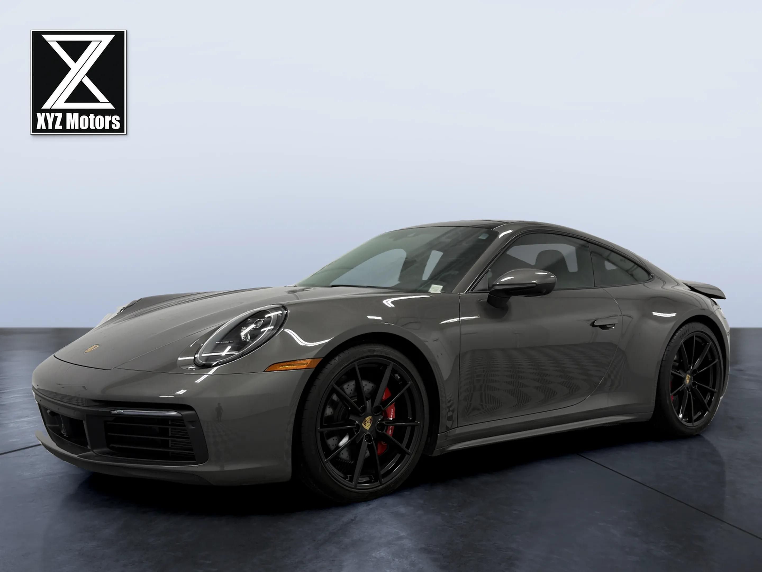 2024 Porsche 911 GTS - Photo 2