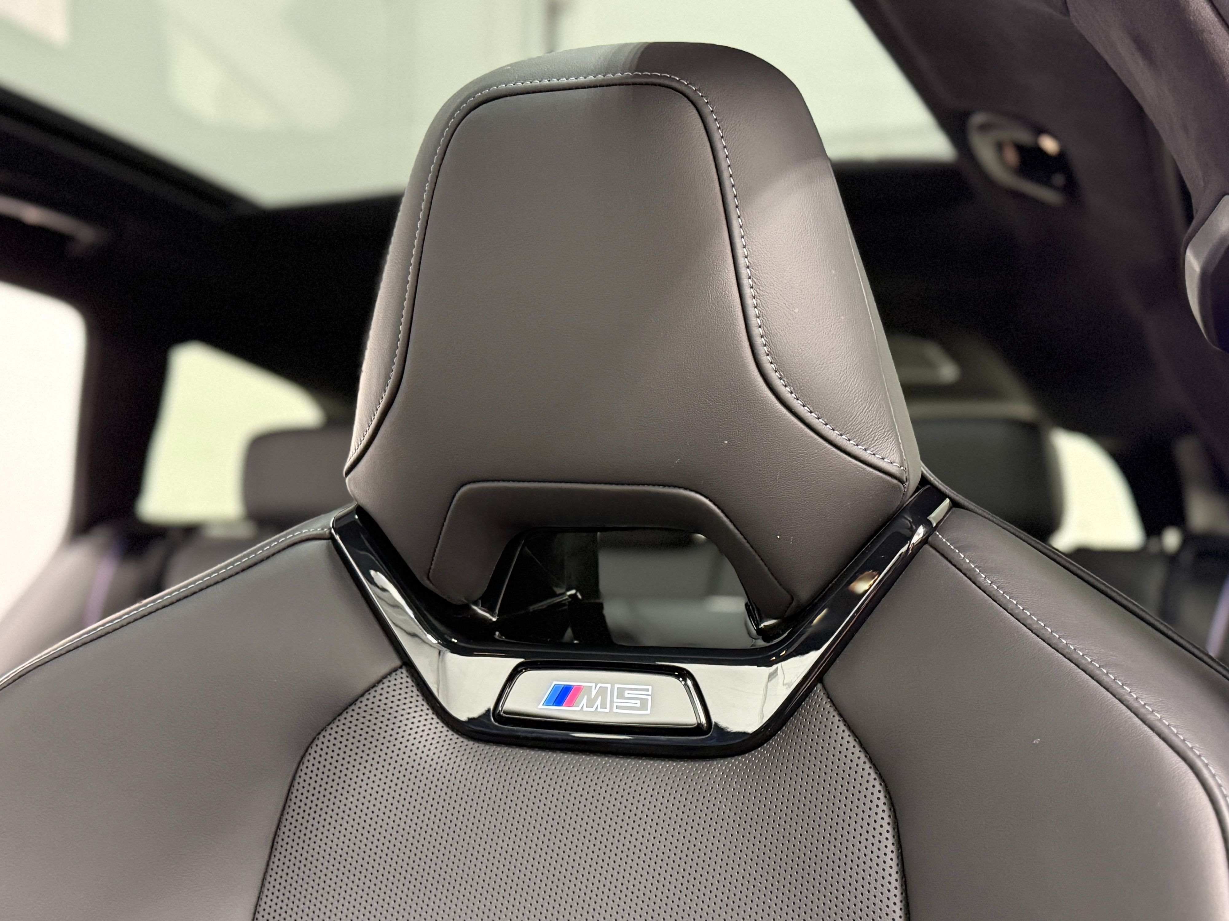 2025 BMW M5 M5 Touring - Photo 15