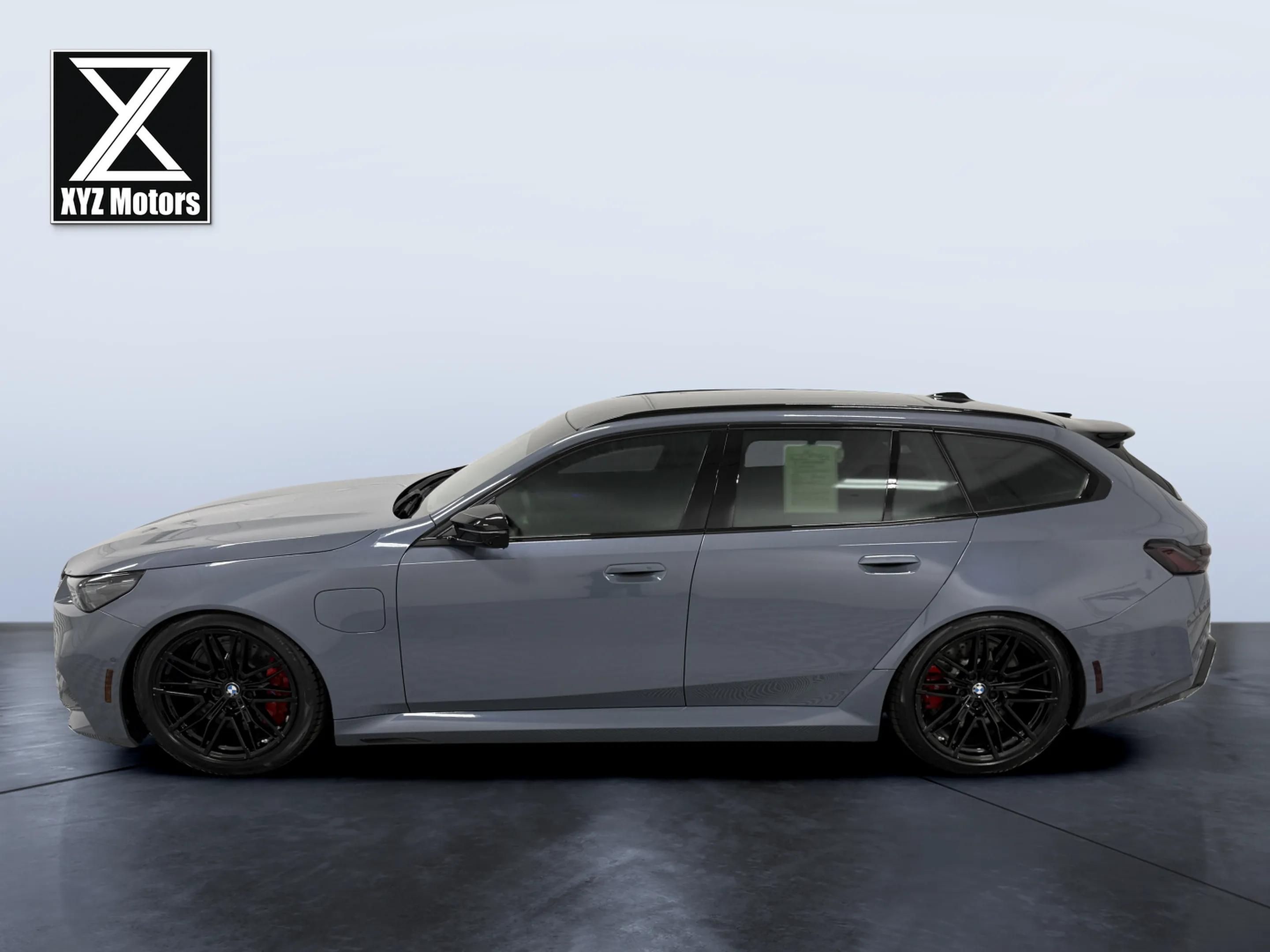2025 BMW M5 M5 Touring - Photo 3
