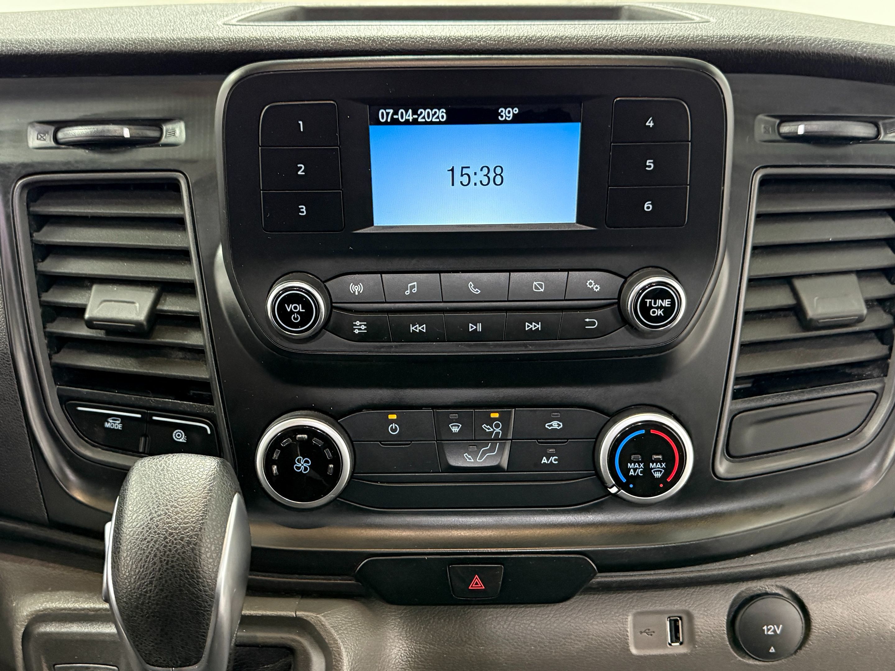 2024 Ford Transit Van Base - Photo 20