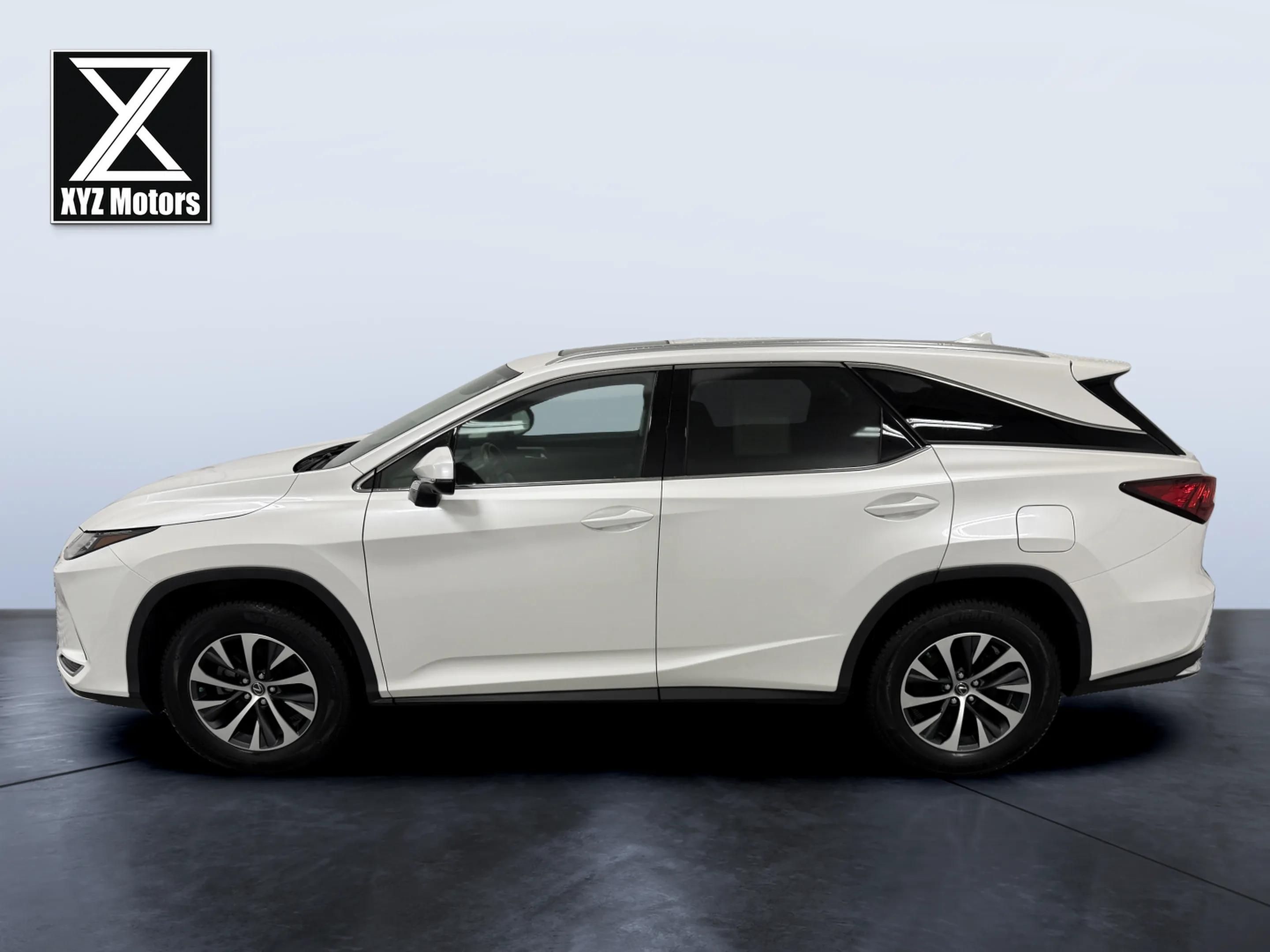 View vehicle photo 3