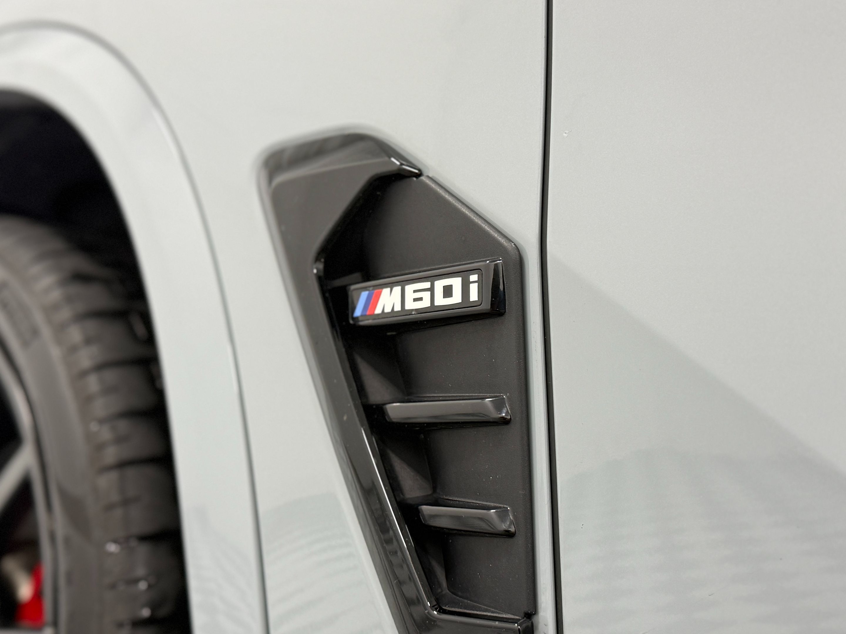 2024 BMW X5 M60i - Photo 10