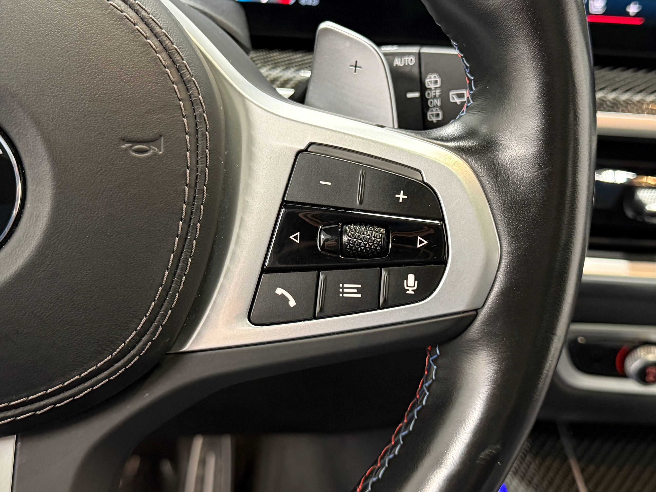 2024 BMW X5 M60i - Photo 24