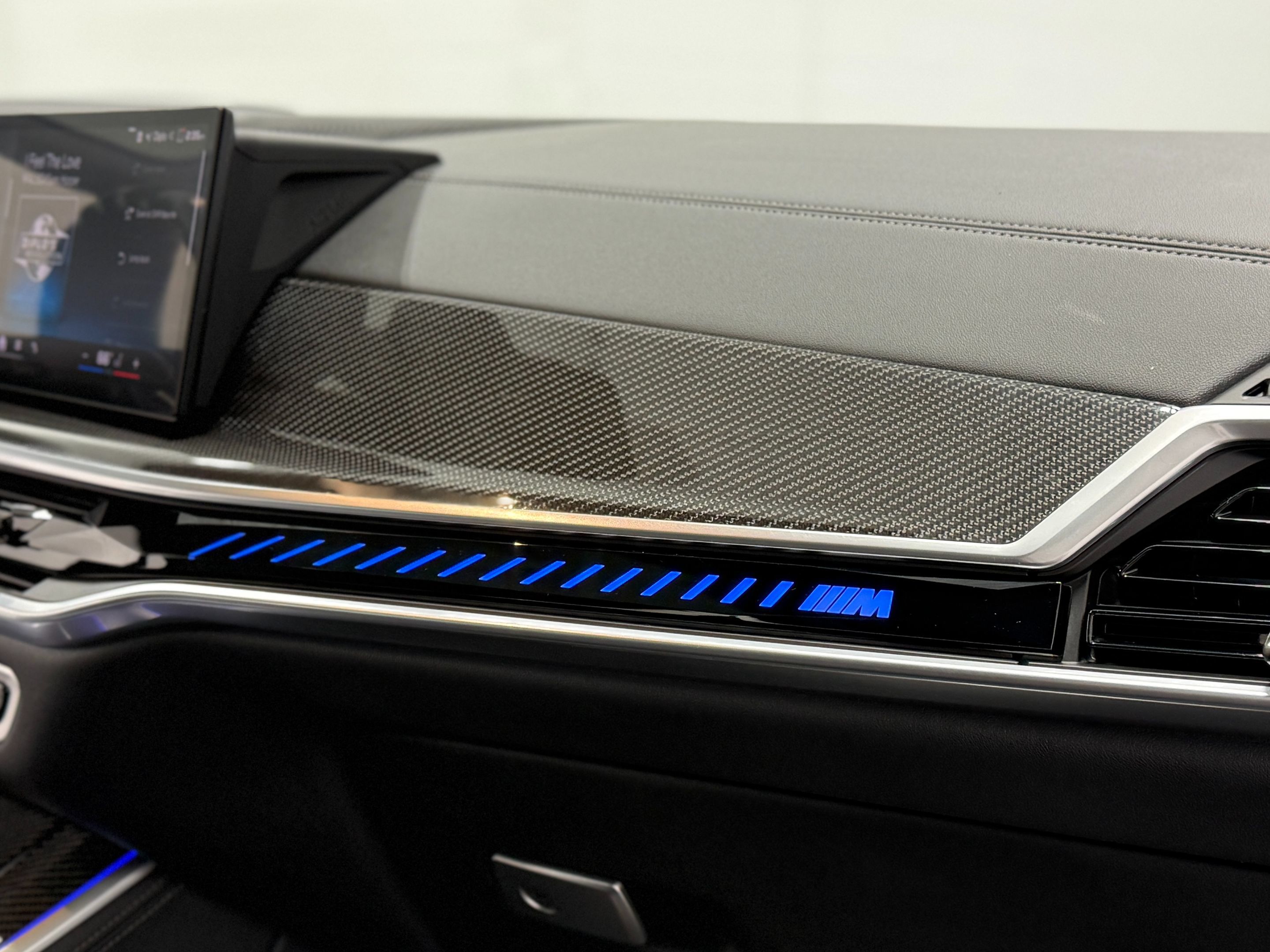 2024 BMW X5 M60i - Photo 21