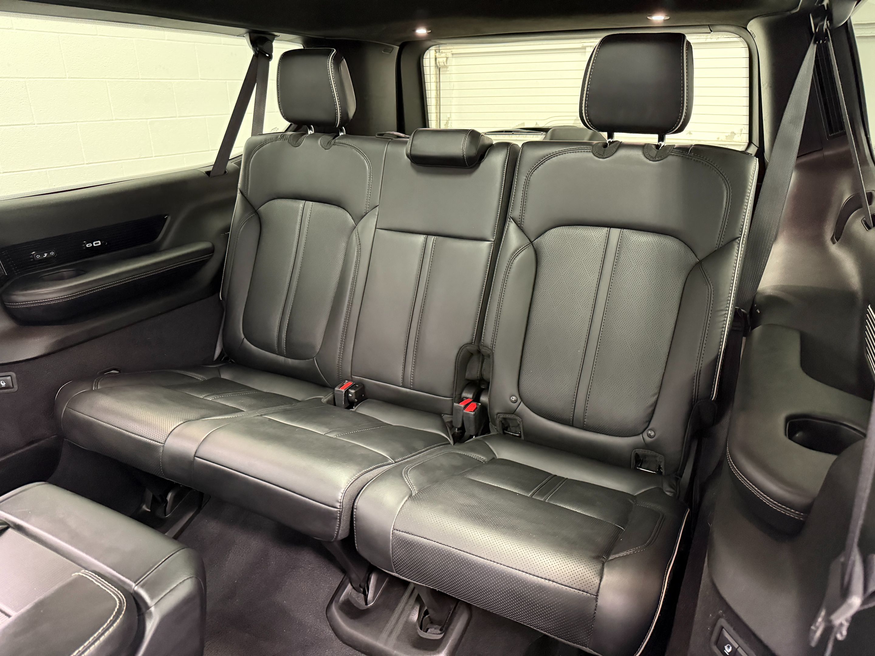 2024 Jeep Grand Wagoneer L Series II - Photo 19