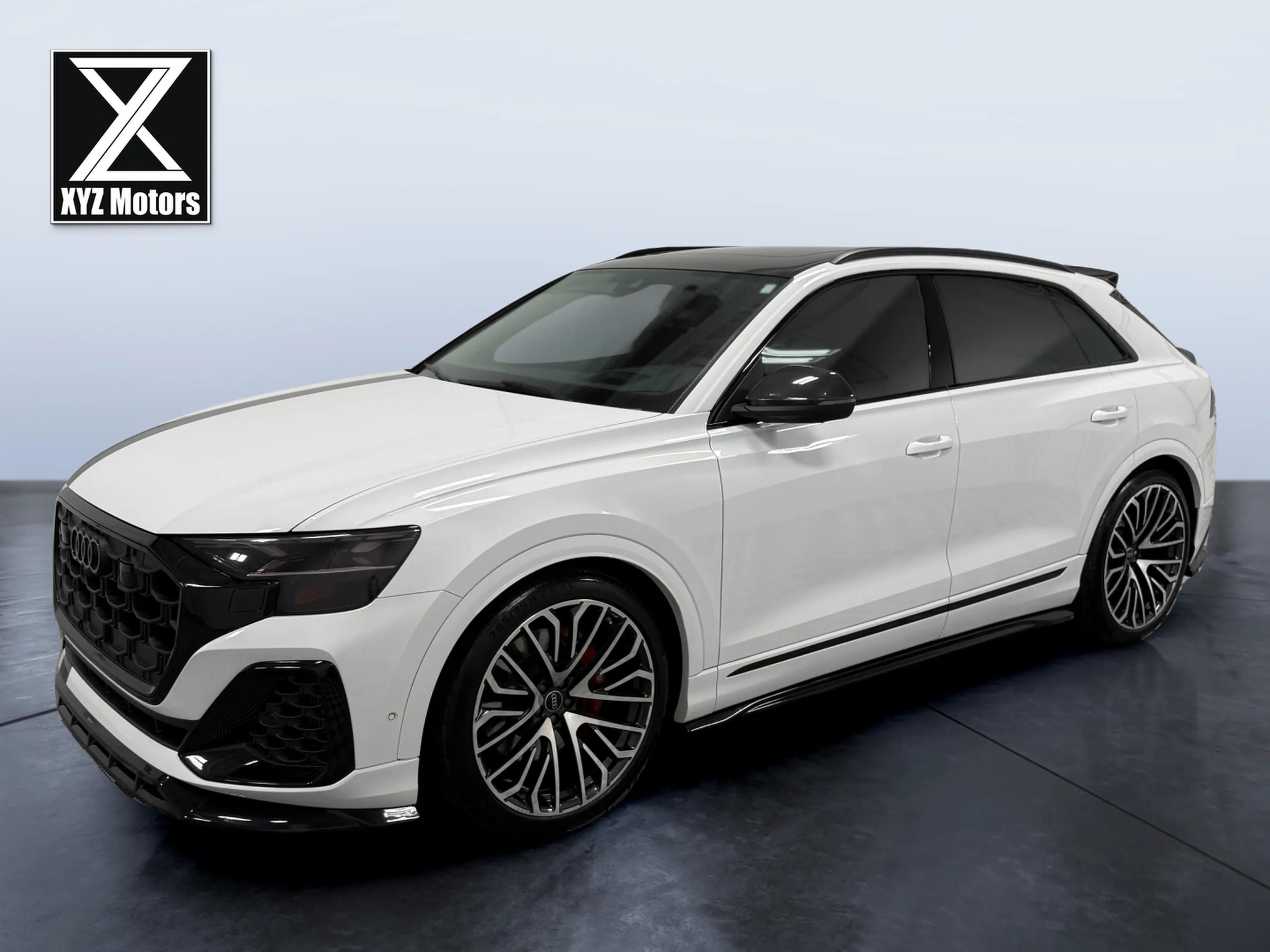 2024 Audi SQ8 Prestige's photo