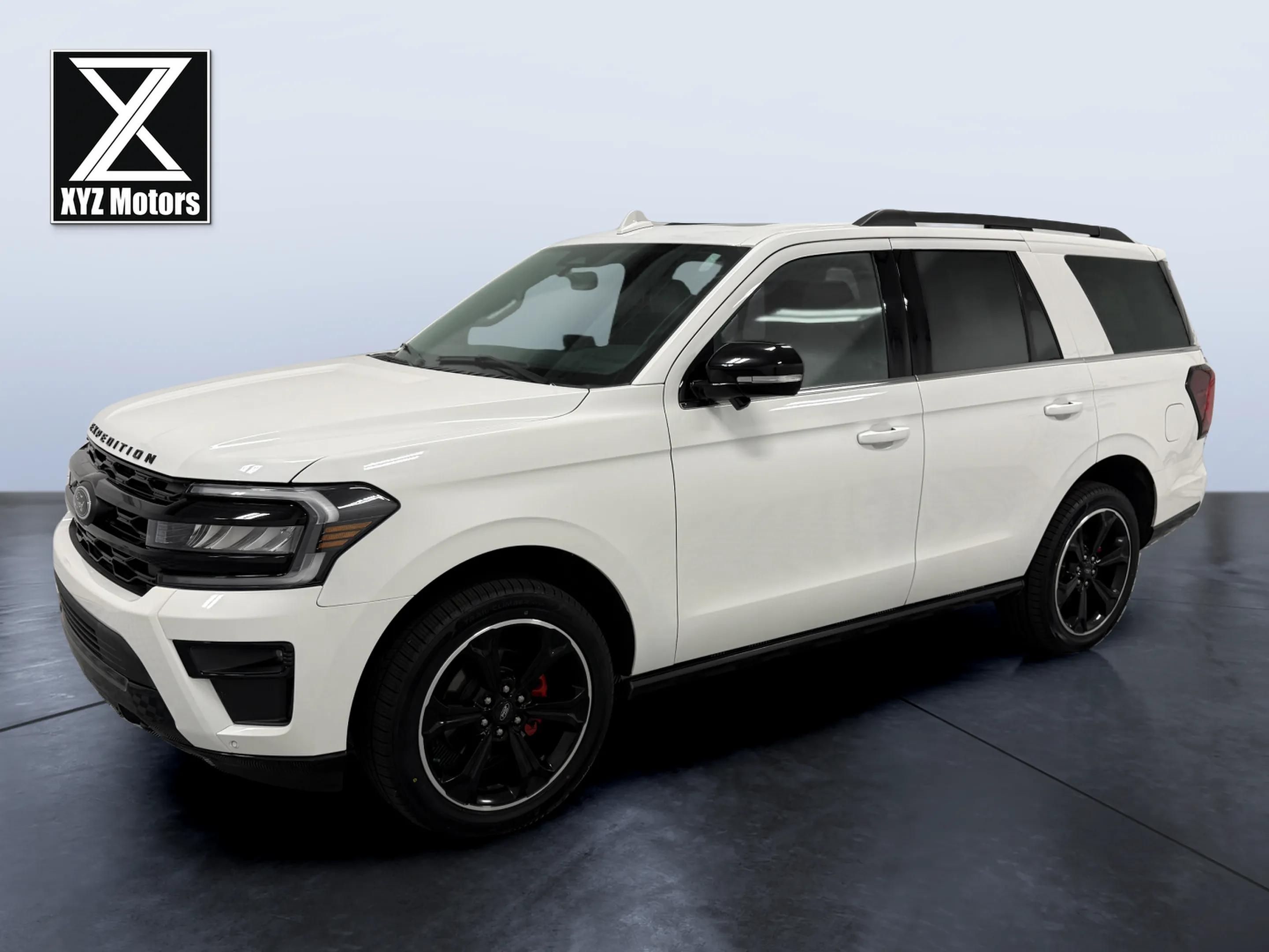 2023 Ford Expedition Limited's photo