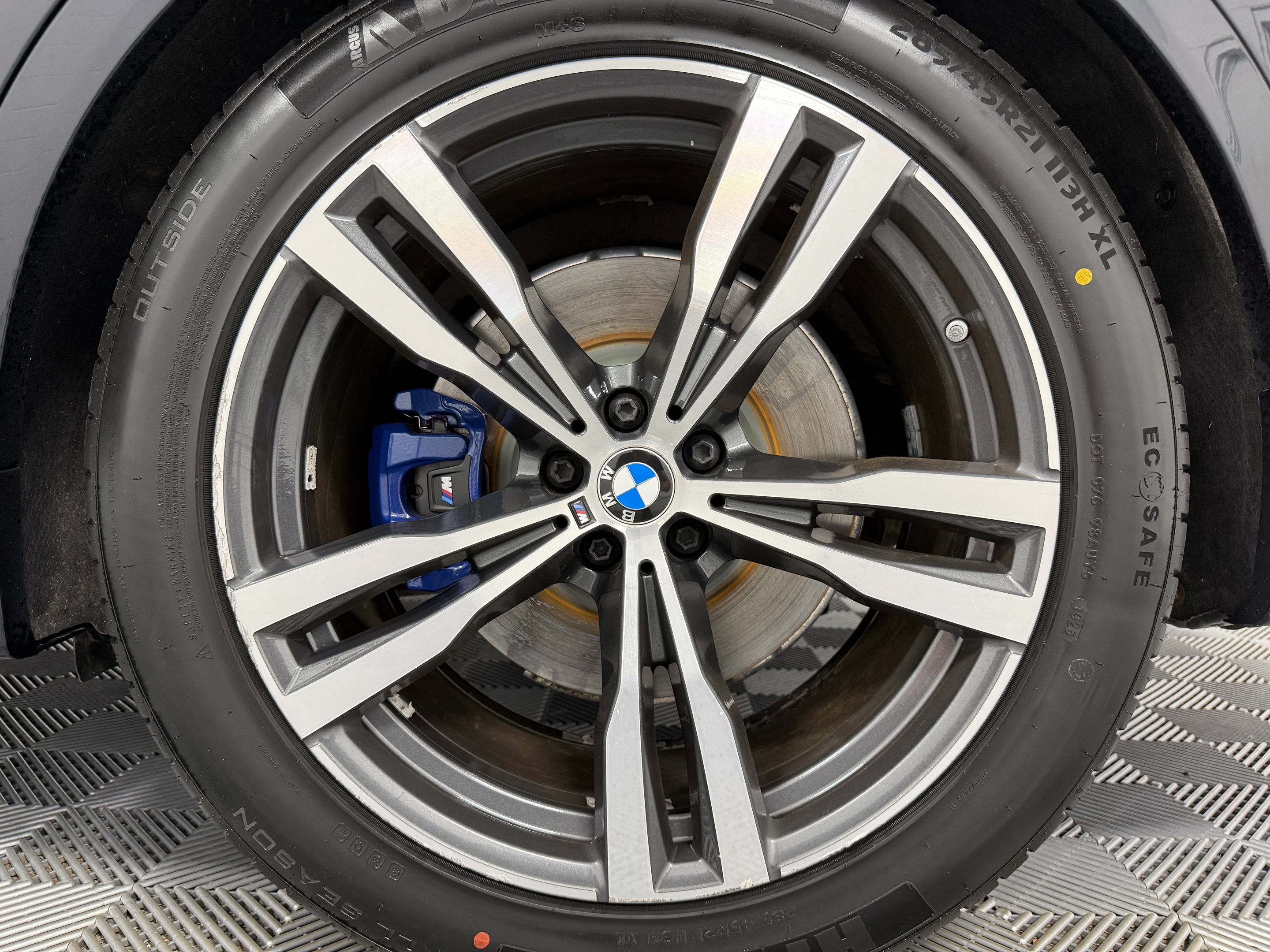 BMW X7 photo 51