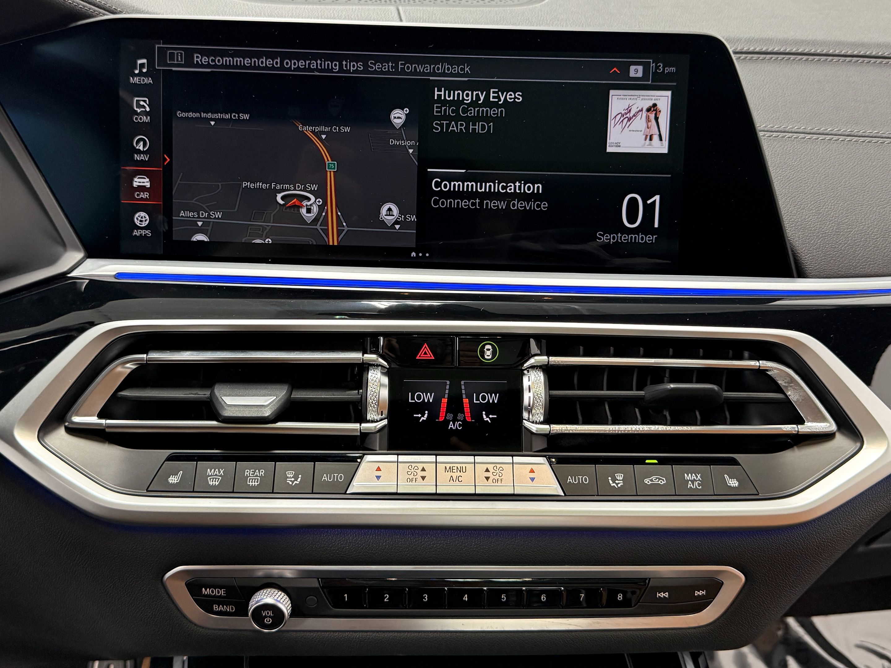 BMW X7 photo 30