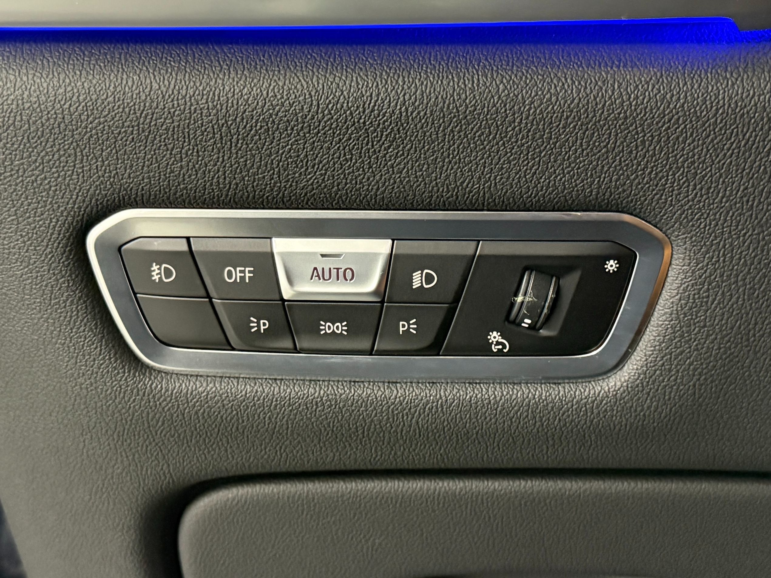 BMW X7 photo 29