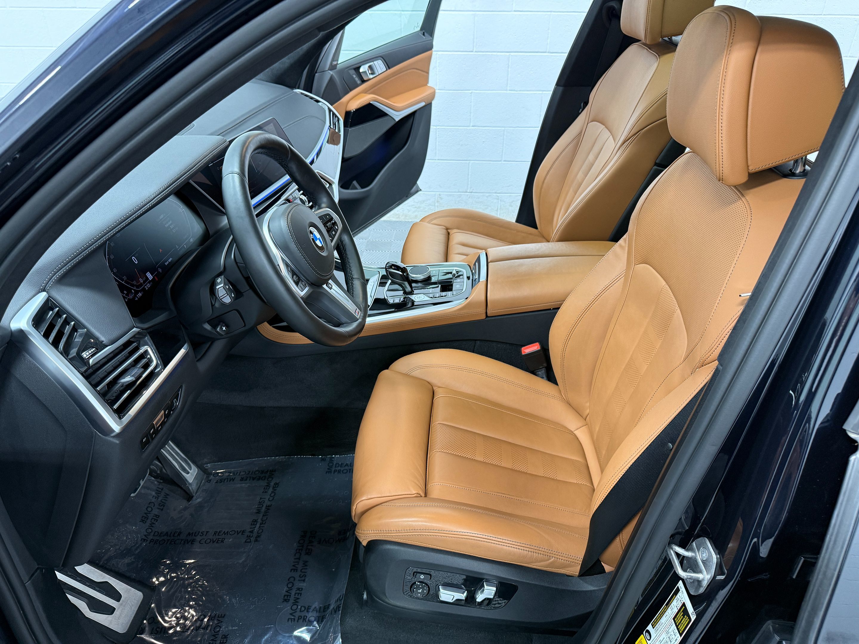 BMW X7 photo 16