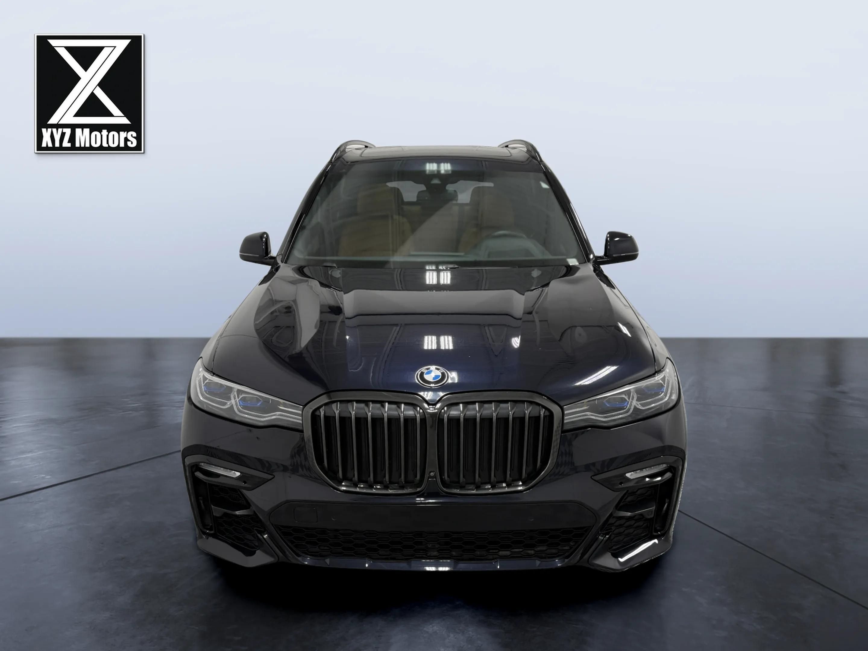 BMW X7 photo 10