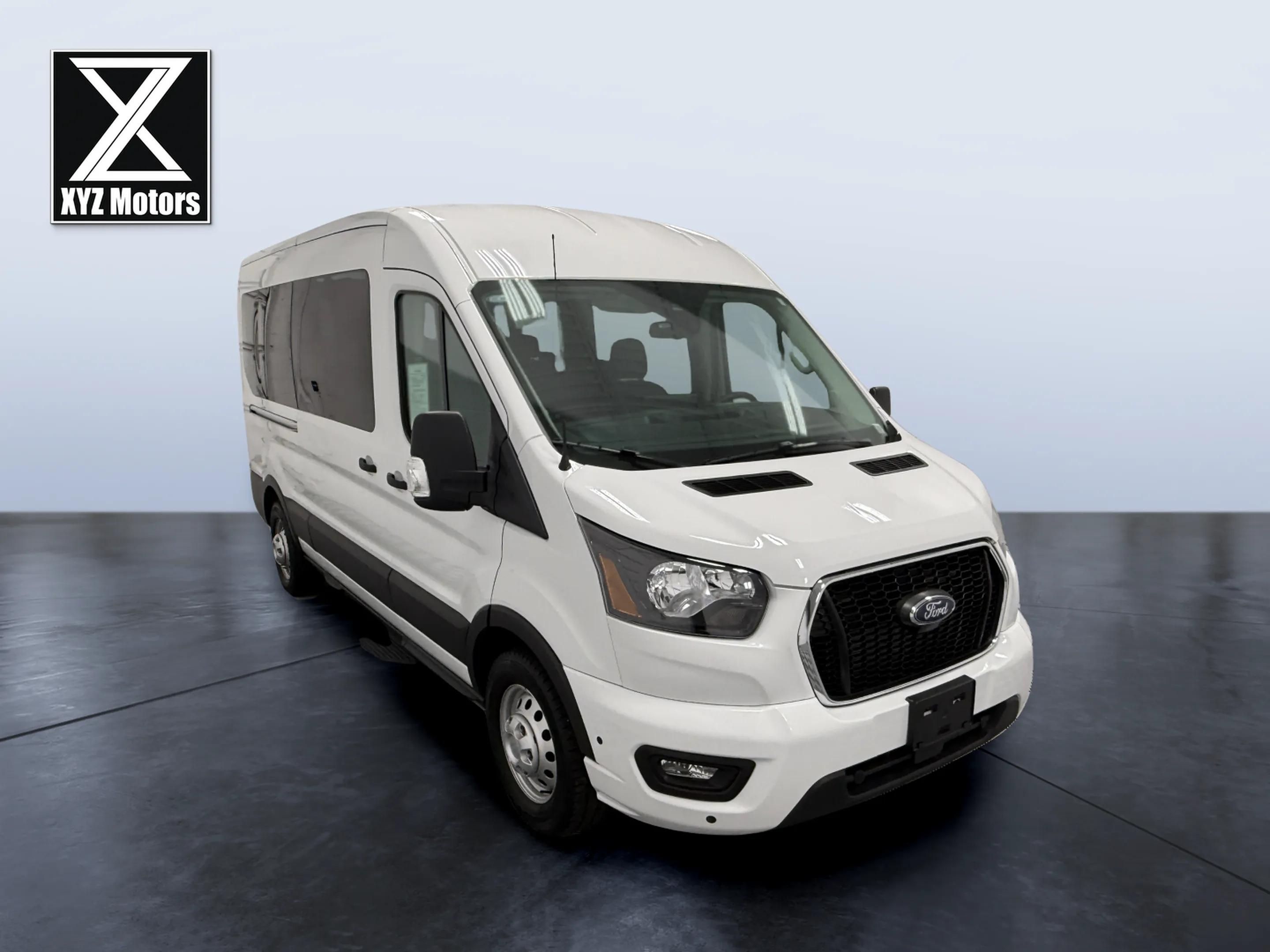 Ford Transit photo 6