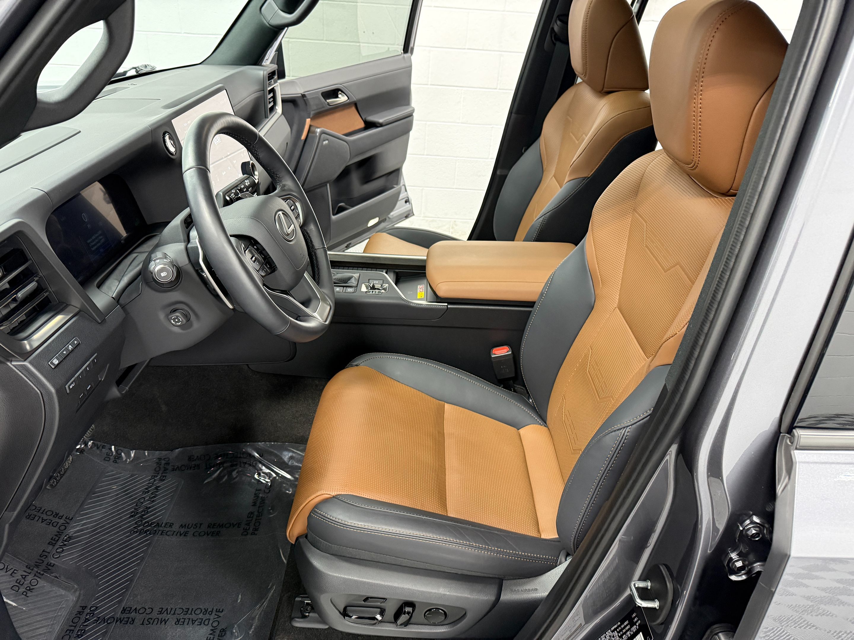 Lexus GX photo 13