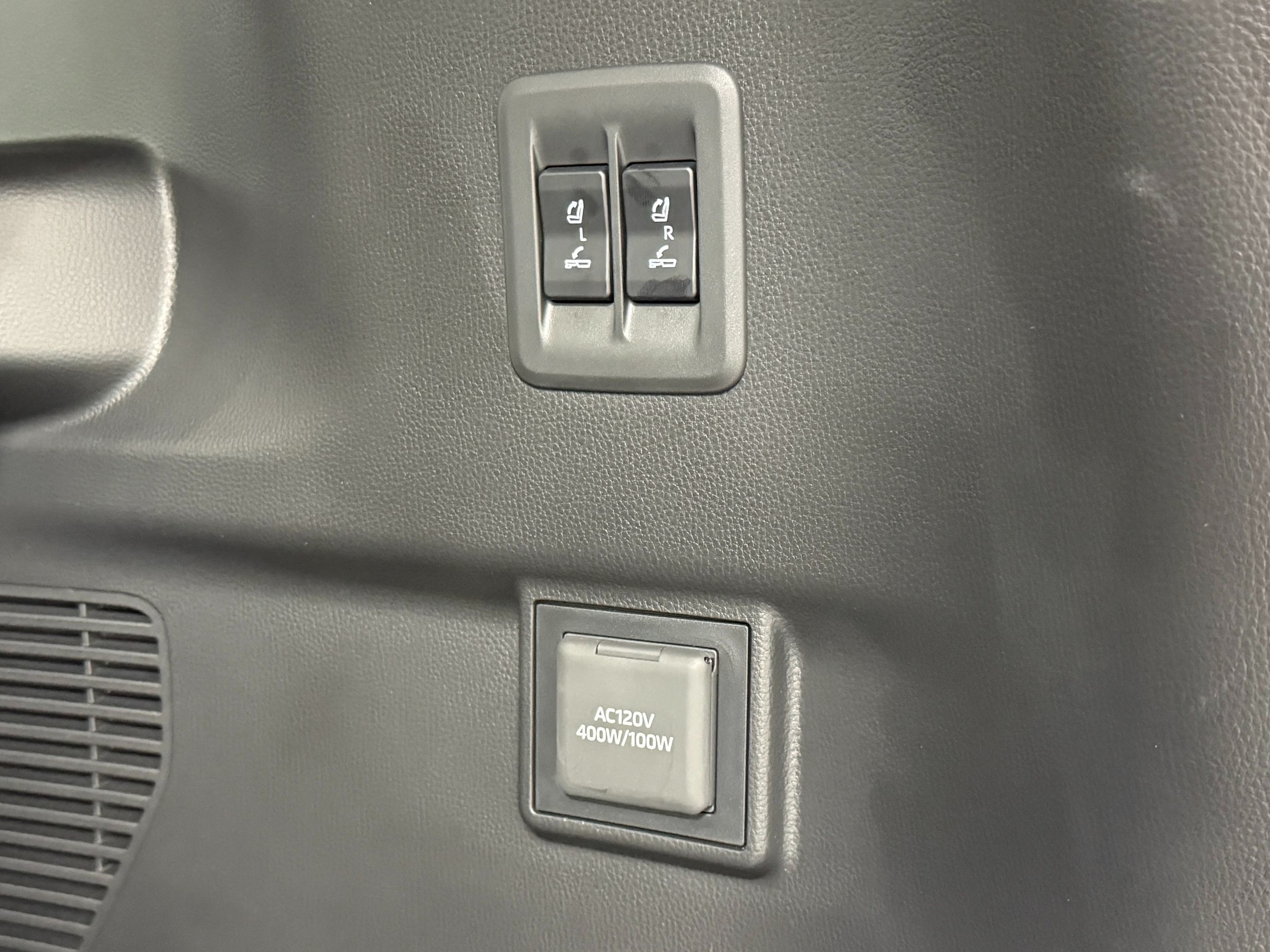 Lexus GX photo 39