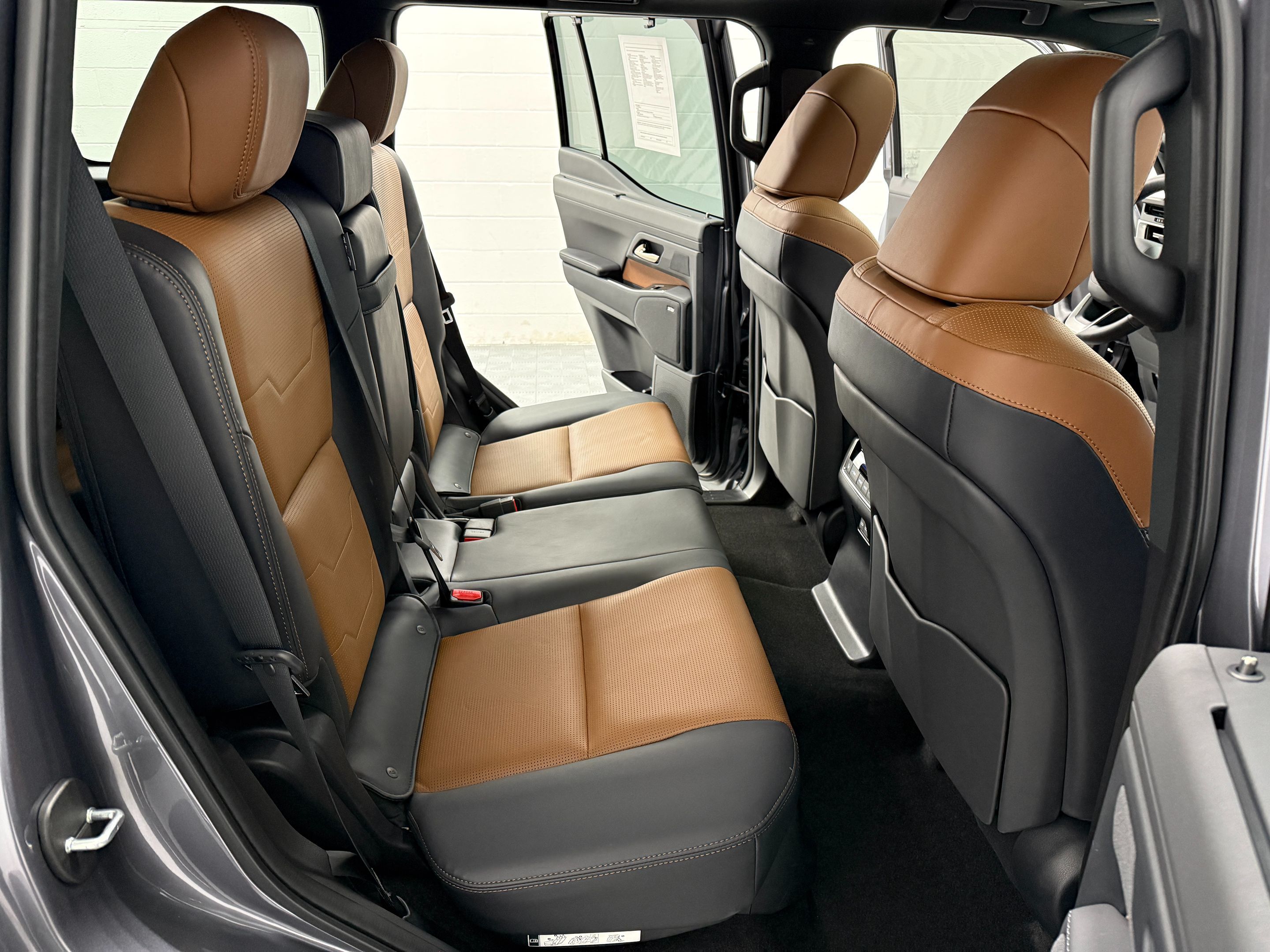 Lexus GX photo 15