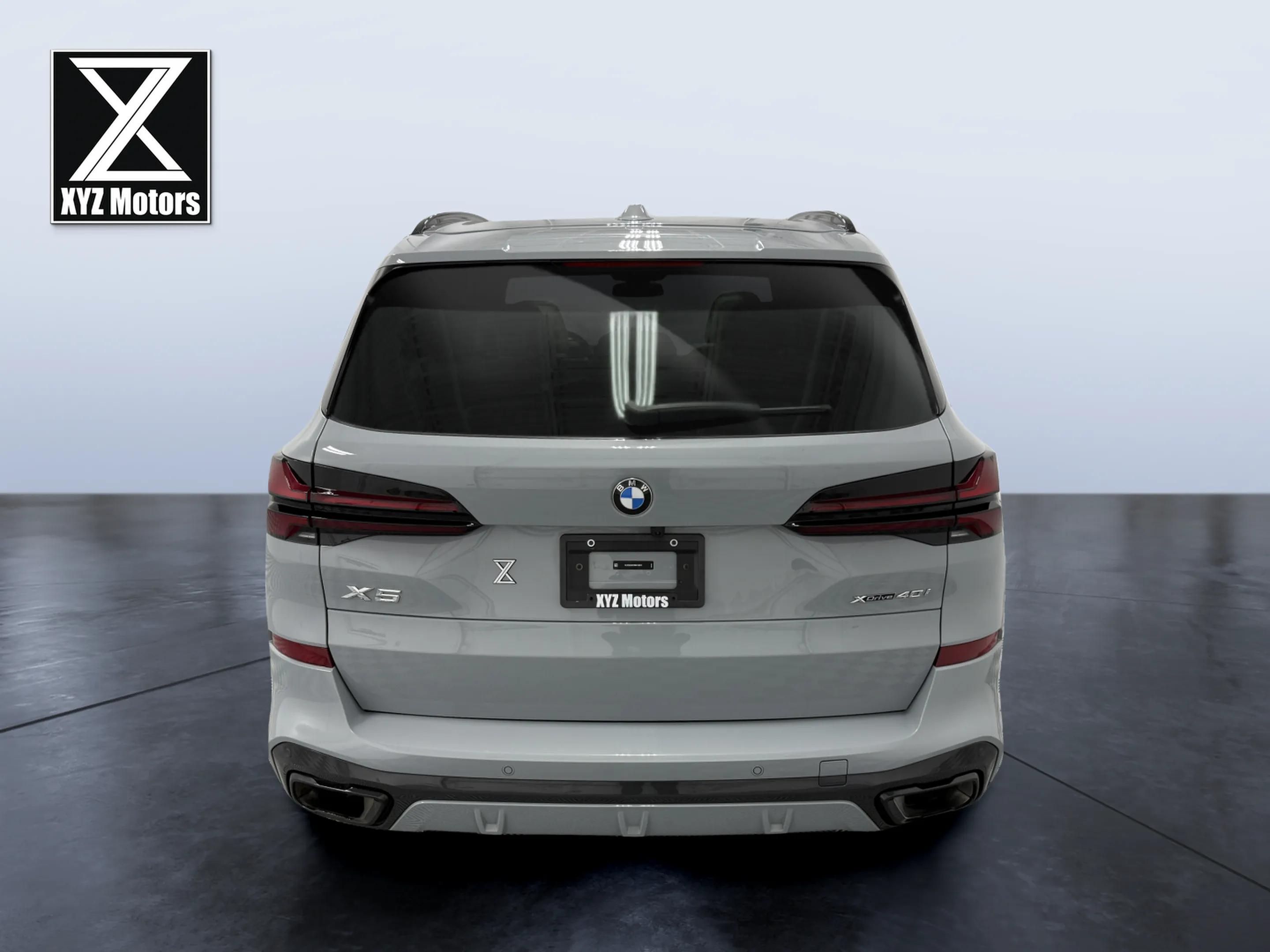 BMW X5 photo 5