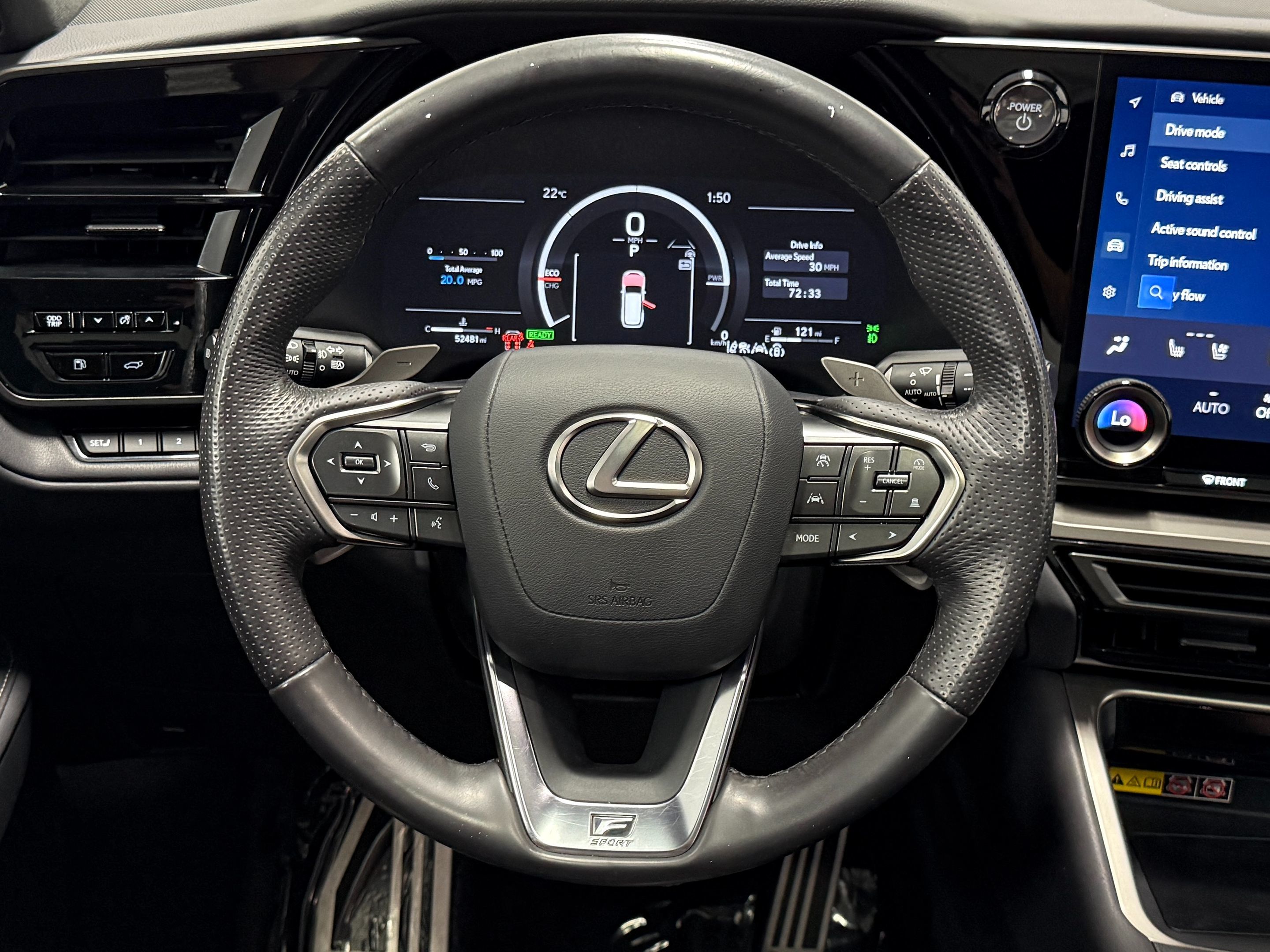 Lexus TX photo 19