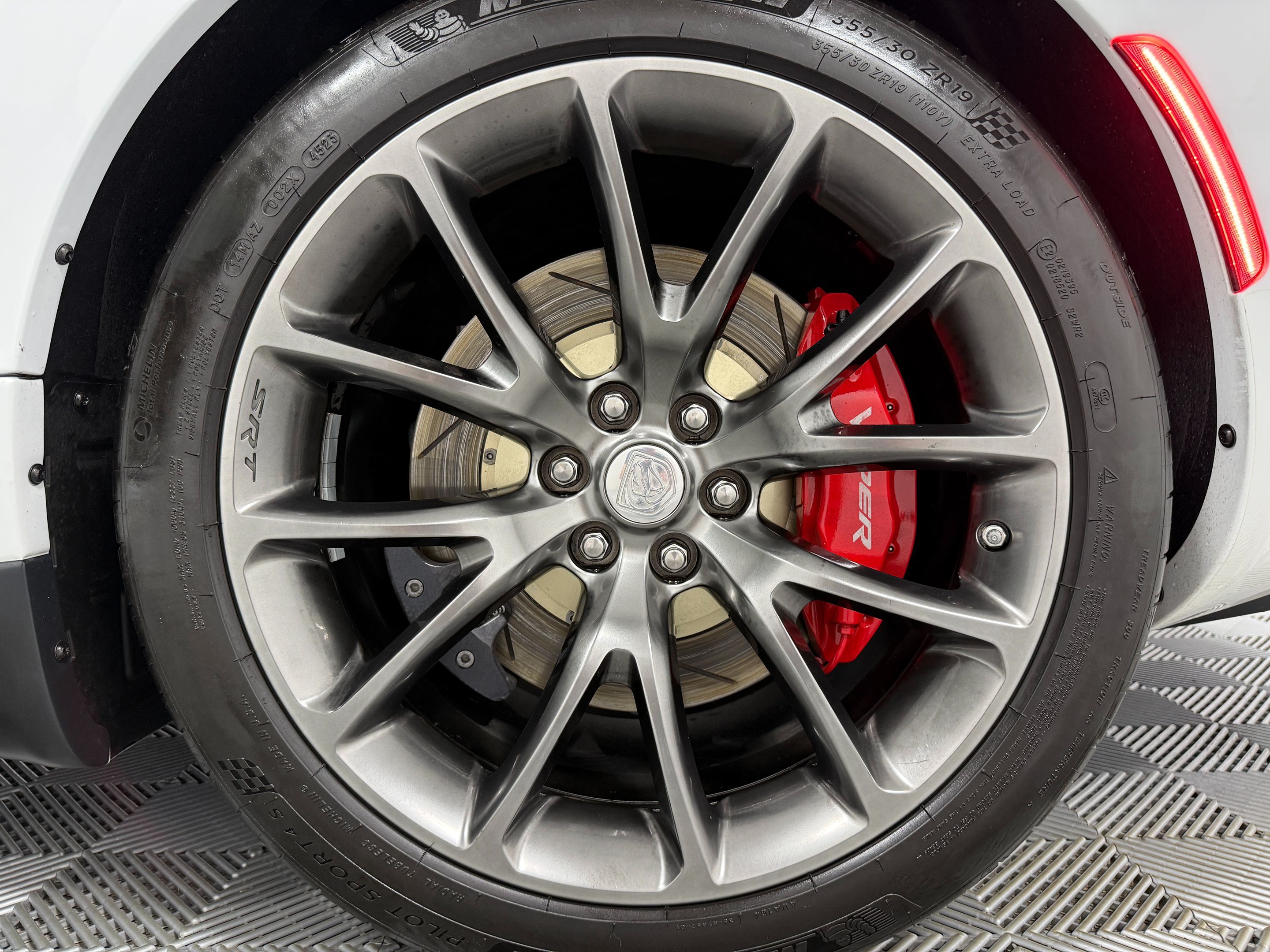 Dodge Viper photo 39