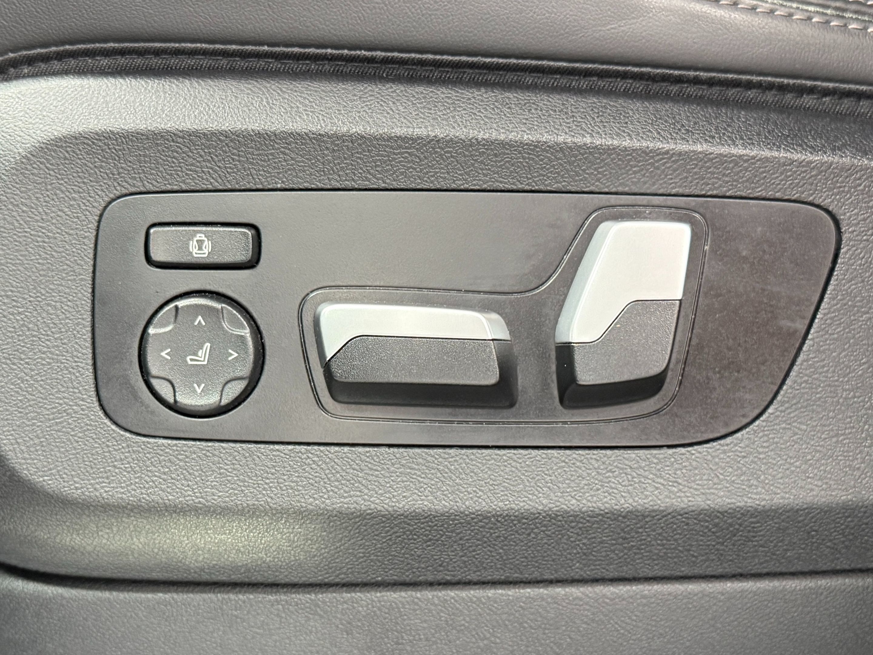 BMW X5 photo 35