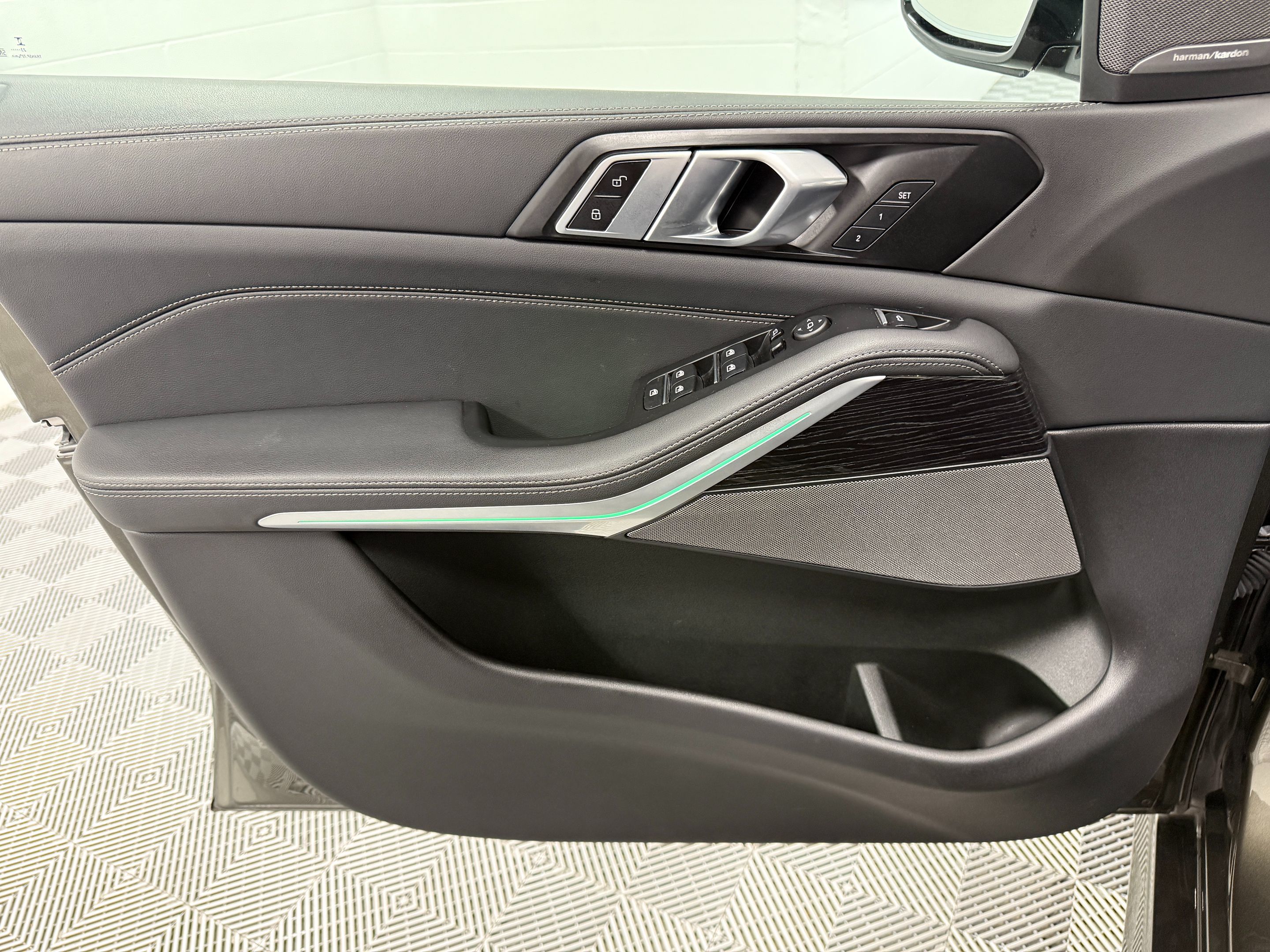 BMW X5 photo 11