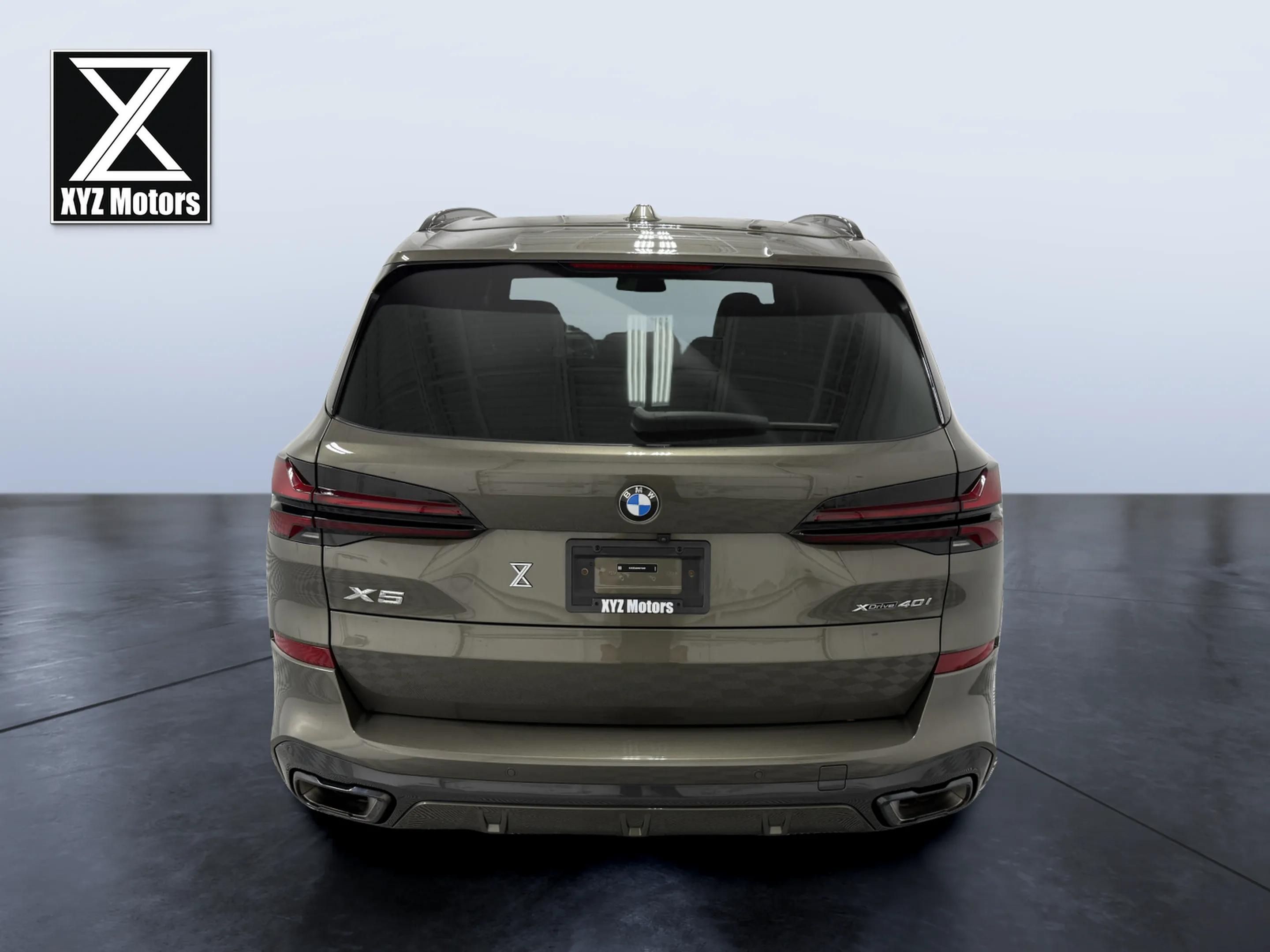 BMW X5 photo 5