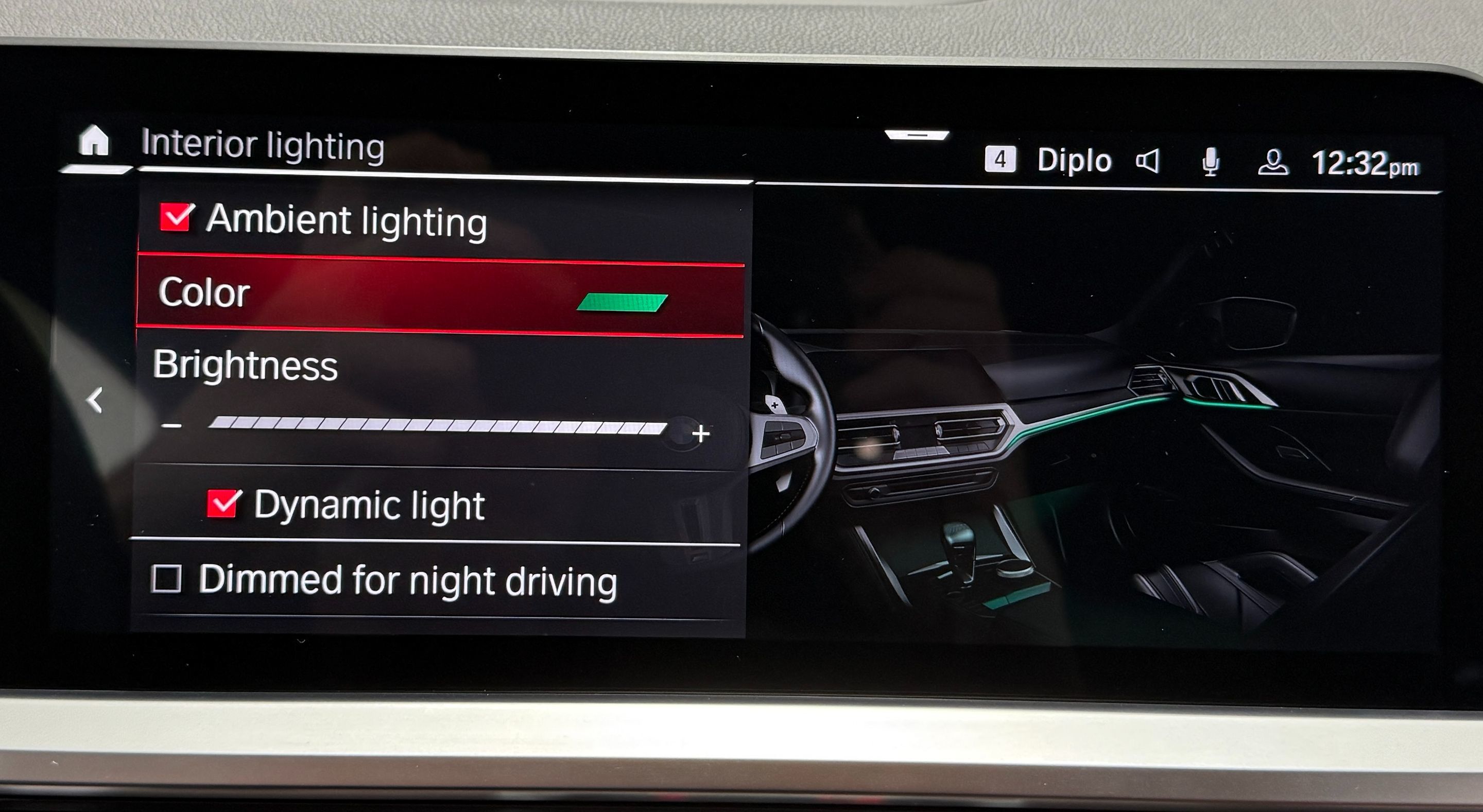 BMW M4 photo 32