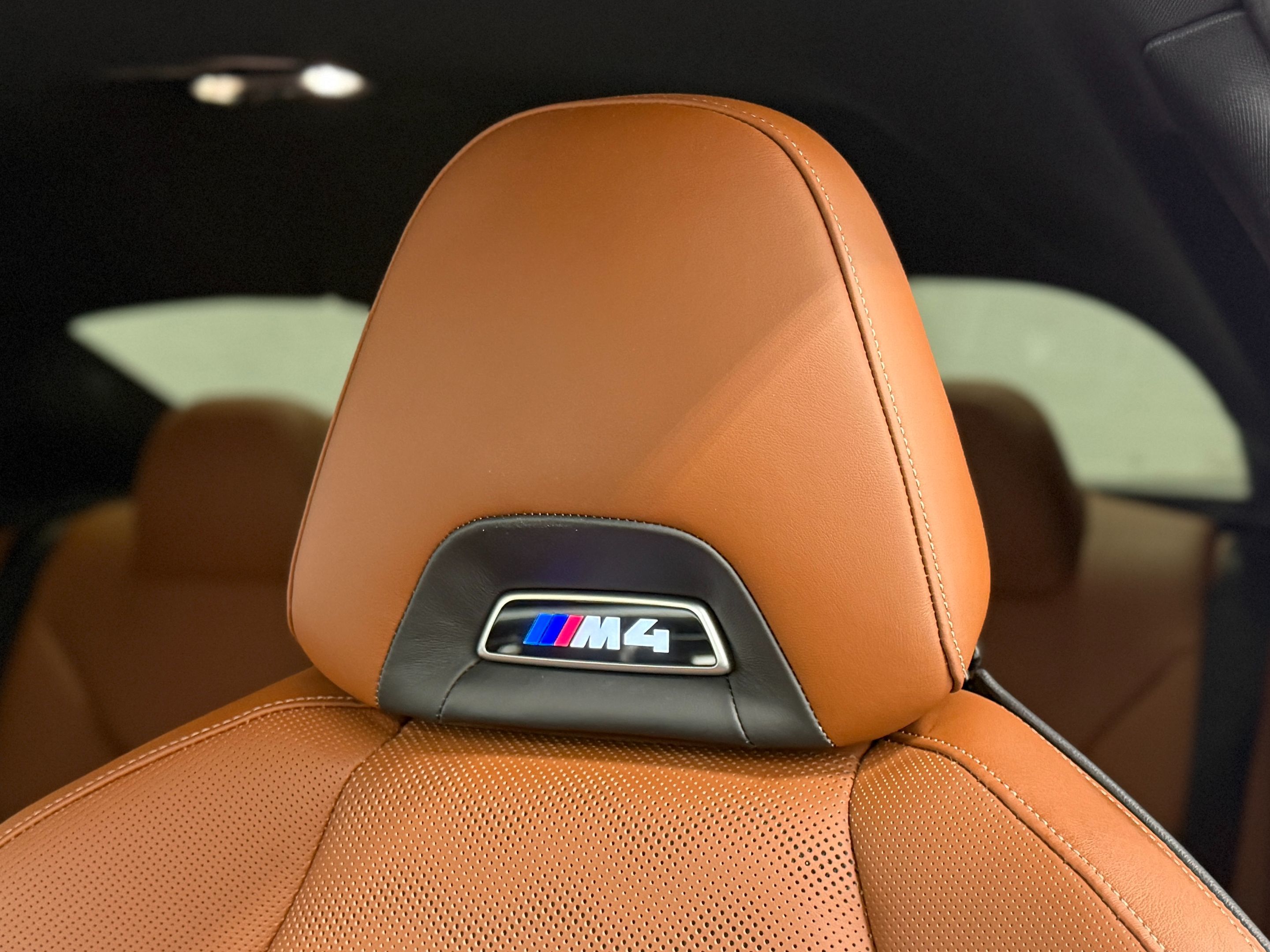 BMW M4 photo 17