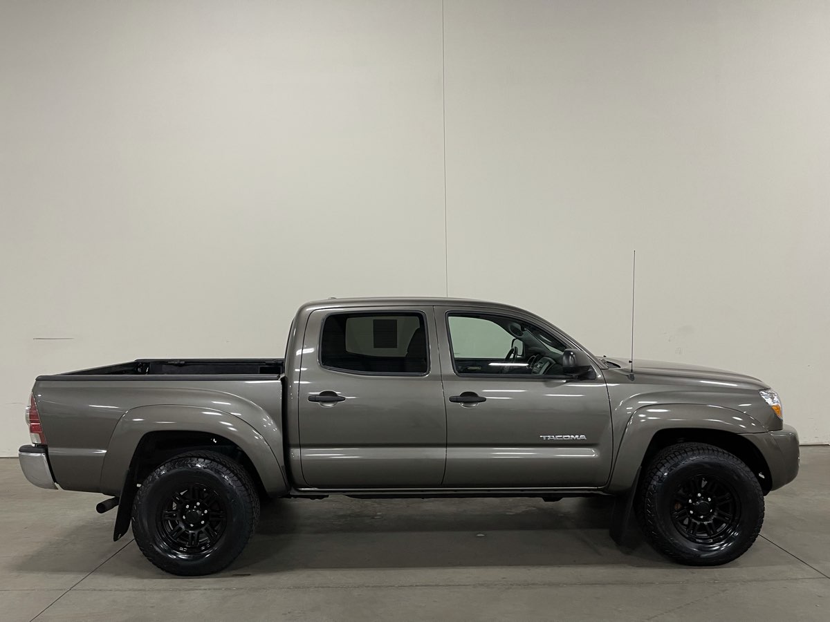 最終値下げ　京商　TACOMA 中古品 Yahoo!オークション -「京商タコマ」の落札相場・落札価格