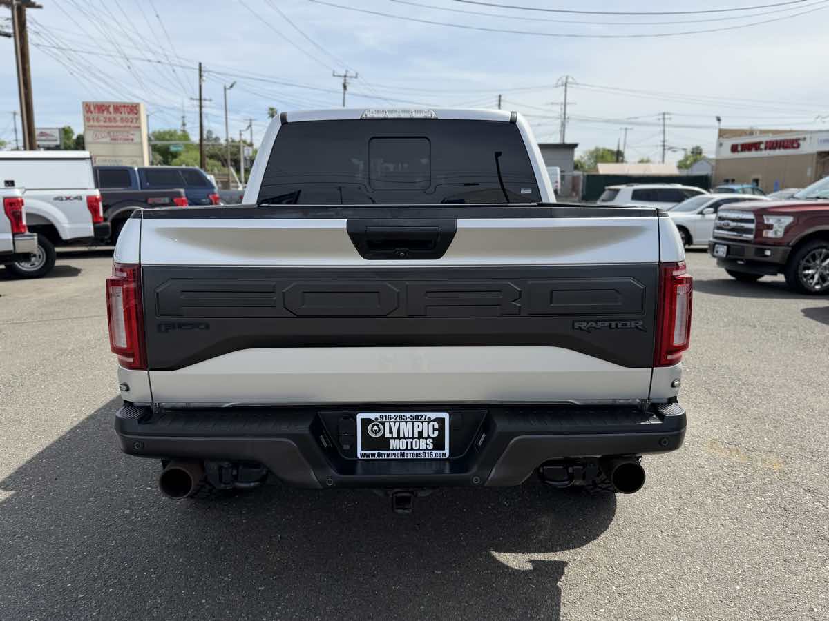 2017 Ford F-150 Raptor Raptor - Photo 3