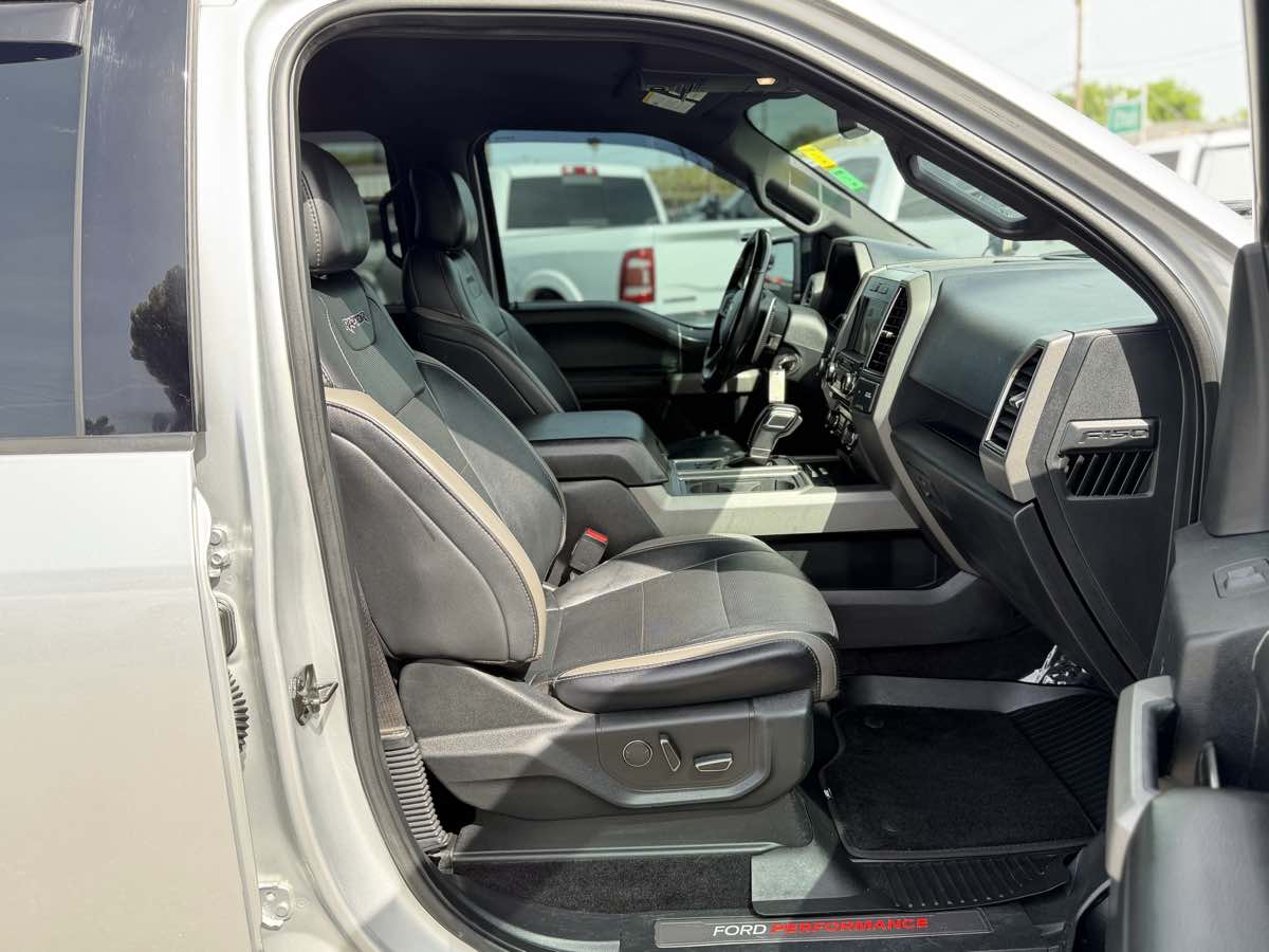 2017 Ford F-150 Raptor Raptor - Photo 11