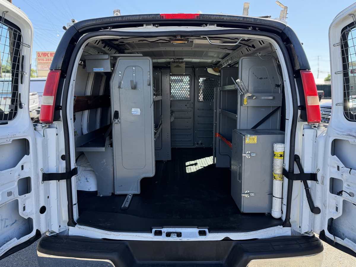 2014 Chevrolet Express Cargo Work Van - Photo 4