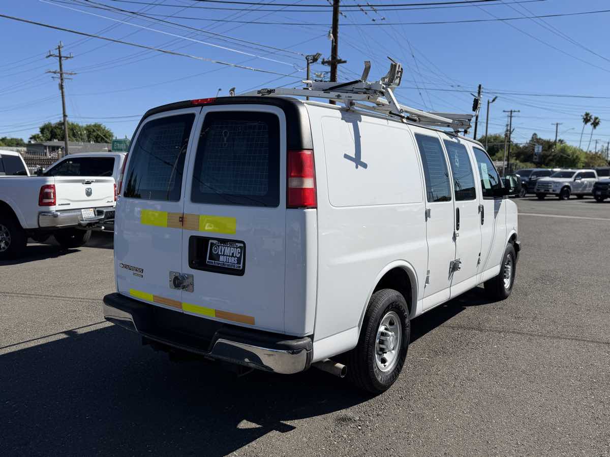 2014 Chevrolet Express Cargo Work Van - Photo 5
