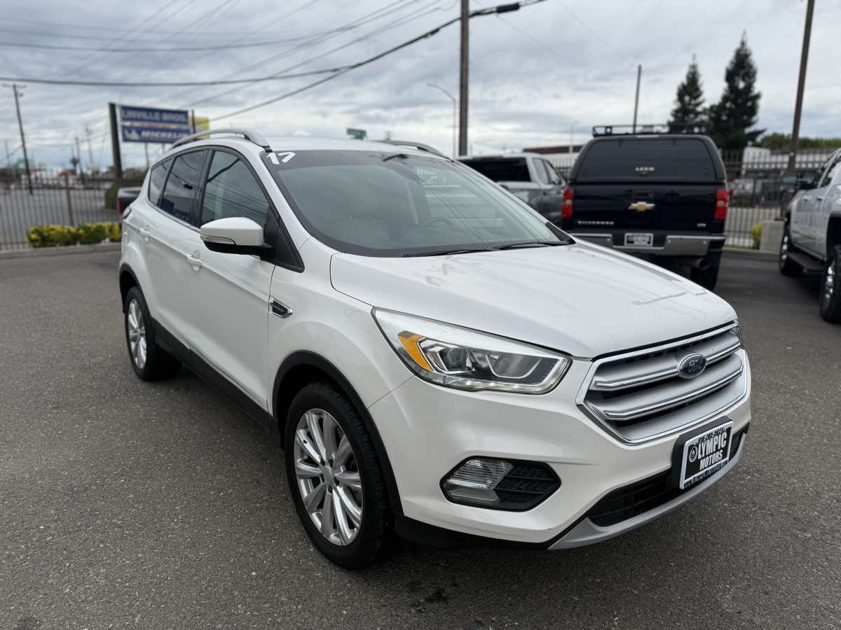 2017 Ford Escape Titanium - Photo 6