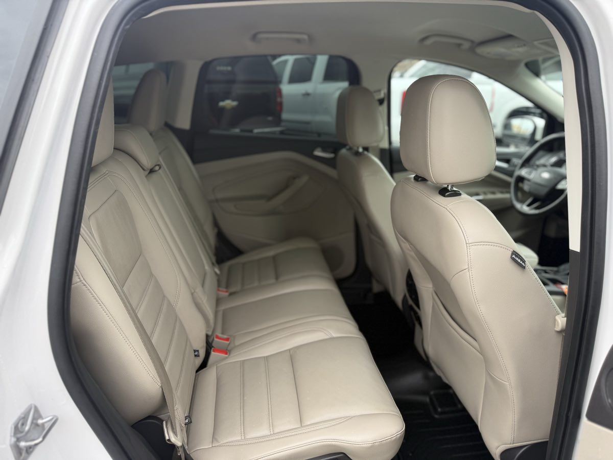 2017 Ford Escape Titanium - Photo 12