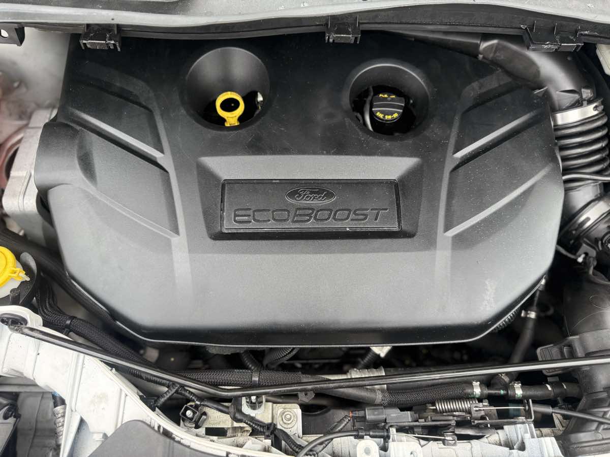 2017 Ford Escape Titanium - Photo 14