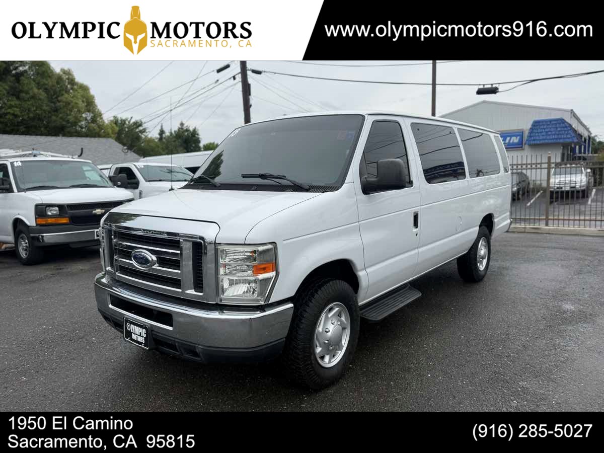 2013 Ford E-Series E-350 XLT Super Duty Extended's photo
