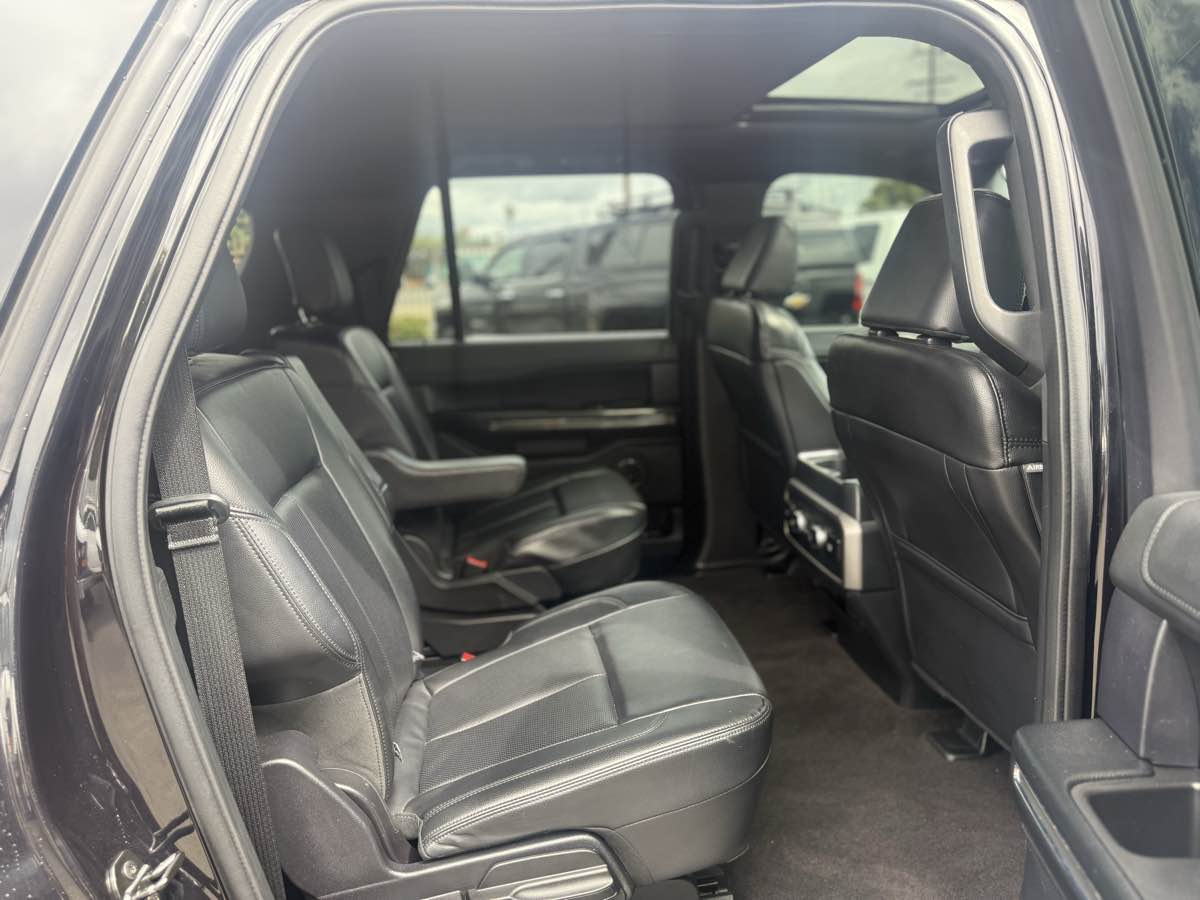 2021 Ford Expedition XLT - Photo 11