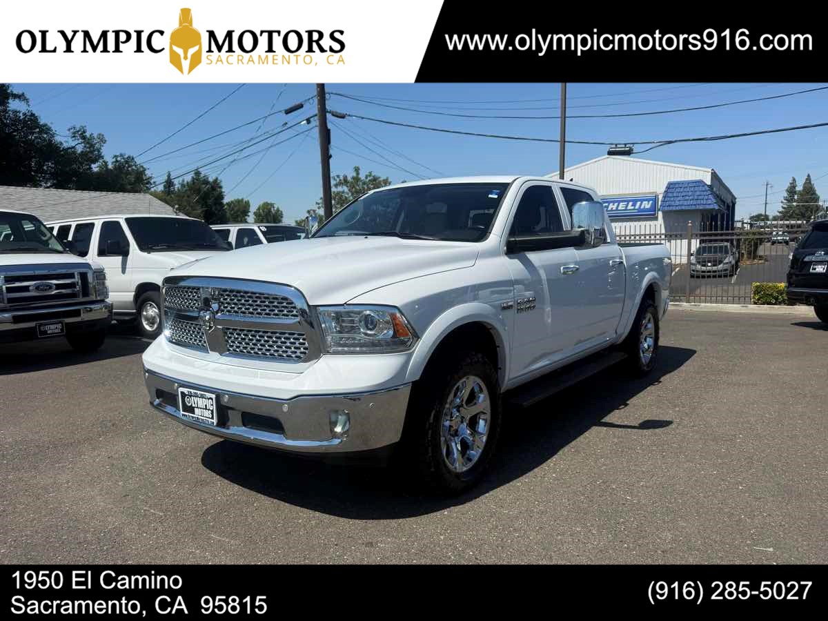 2017 RAM 1500 Laramie 4x4 Crew Cab 5'7's photo