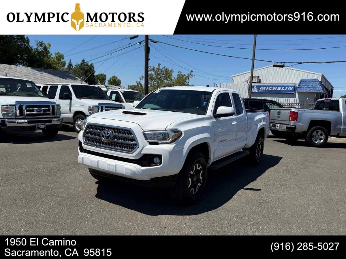 Super White 2016 Toyota Tacoma Pickup Truck Four-Wheel Drive Manual