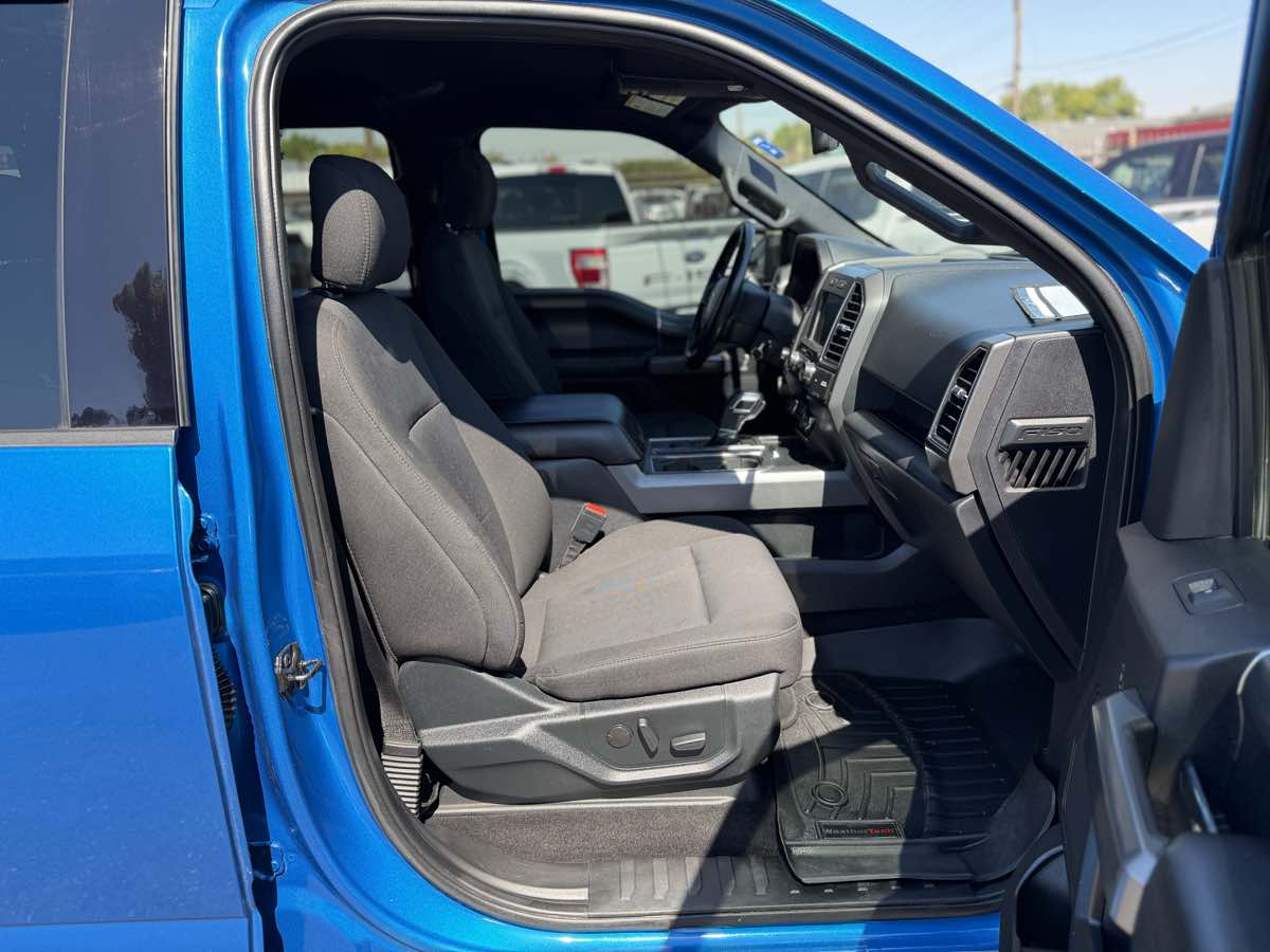 Ford F-150 photo 11