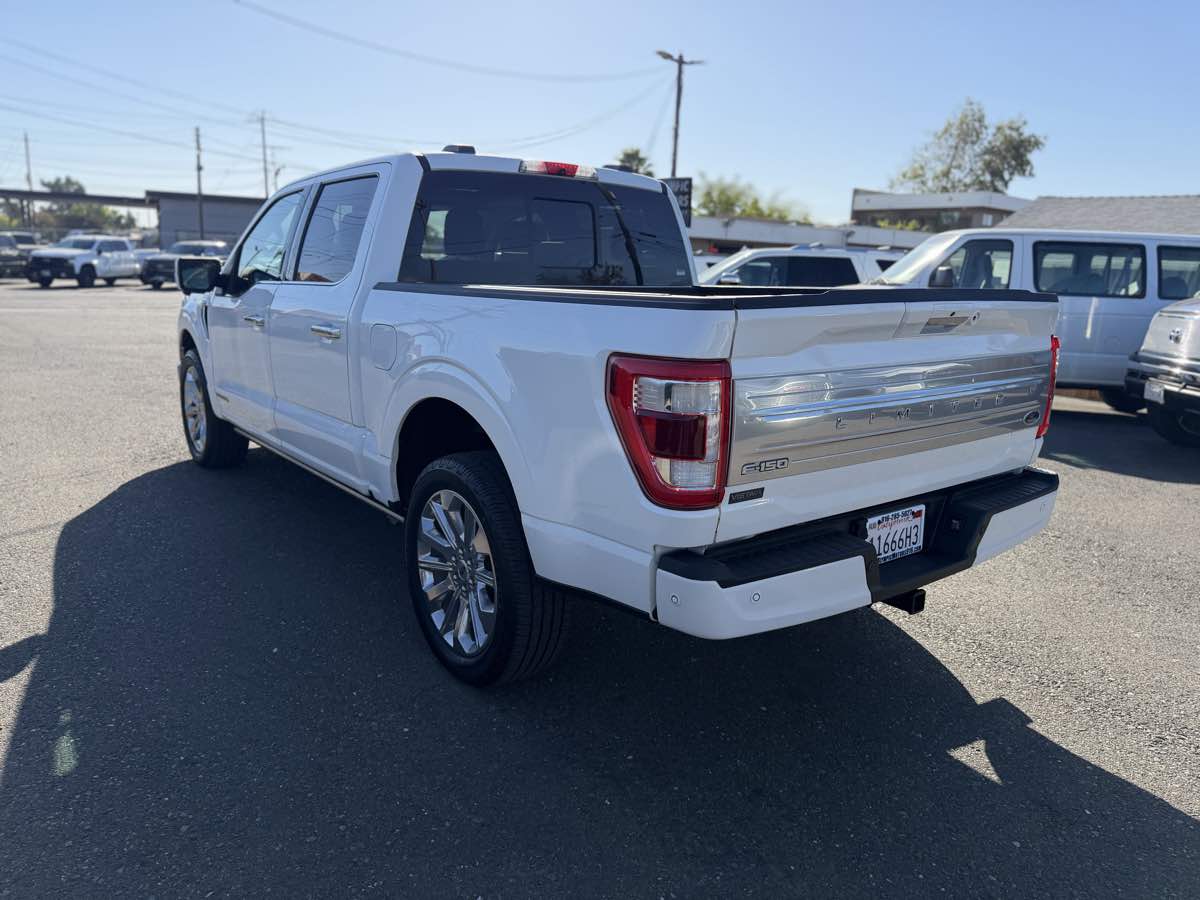 Ford F-150 photo 2