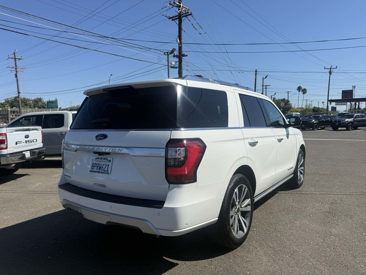 Ford Expedition photo 5
